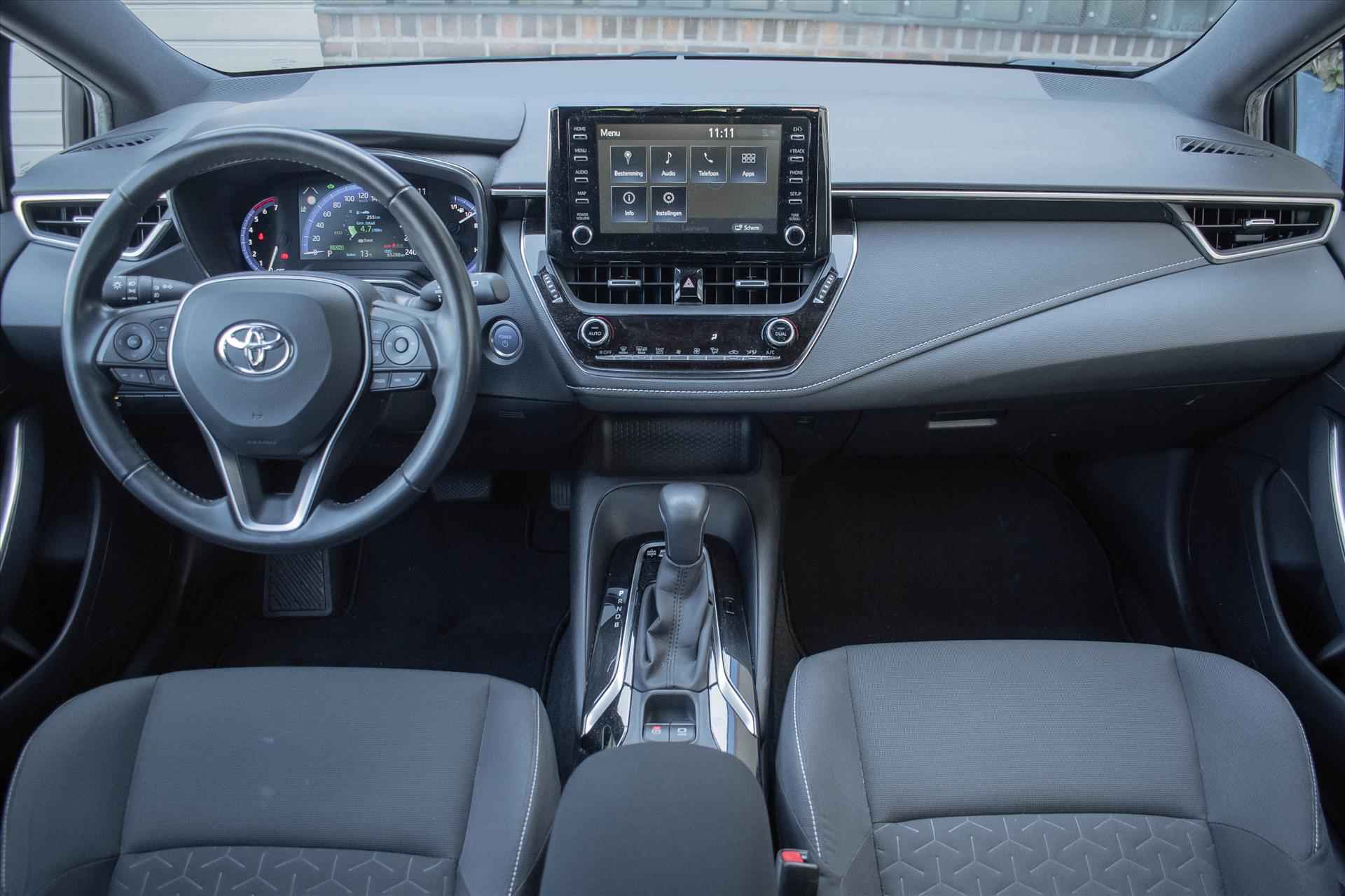 Toyota Corolla Touring Sports 1.8 Hybrid 122pk CVT First Edition - 21/26