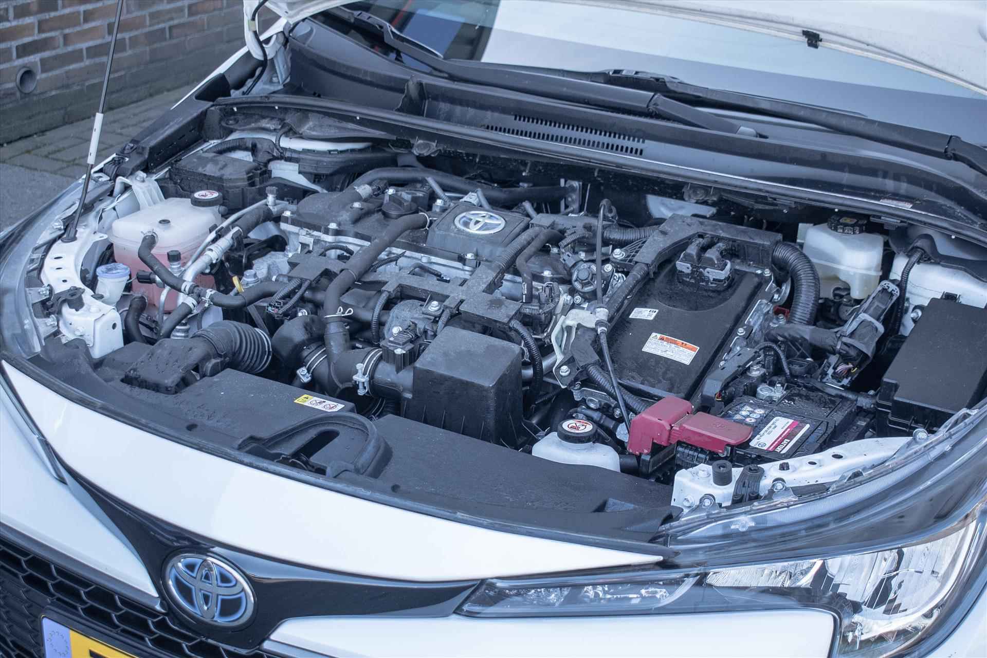 Toyota Corolla Touring Sports 1.8 Hybrid 122pk CVT First Edition - 24/26