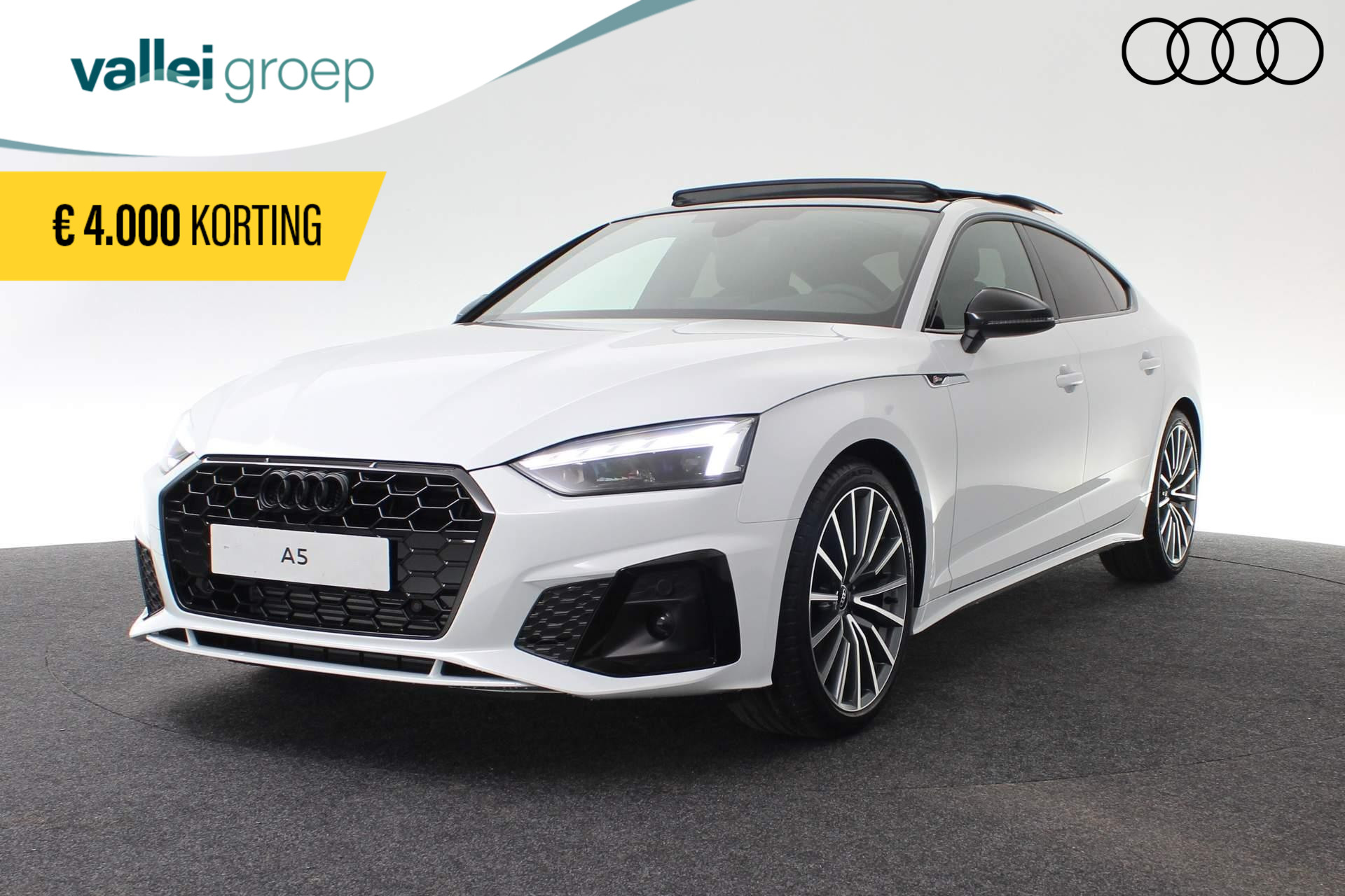 Audi A5 Sportback S edition Competition 35 TFSI 150PK | 30 Day Sale!** | Glazen panoramadak | Assistentiepakket parking | Optiekpakket zwart plus |