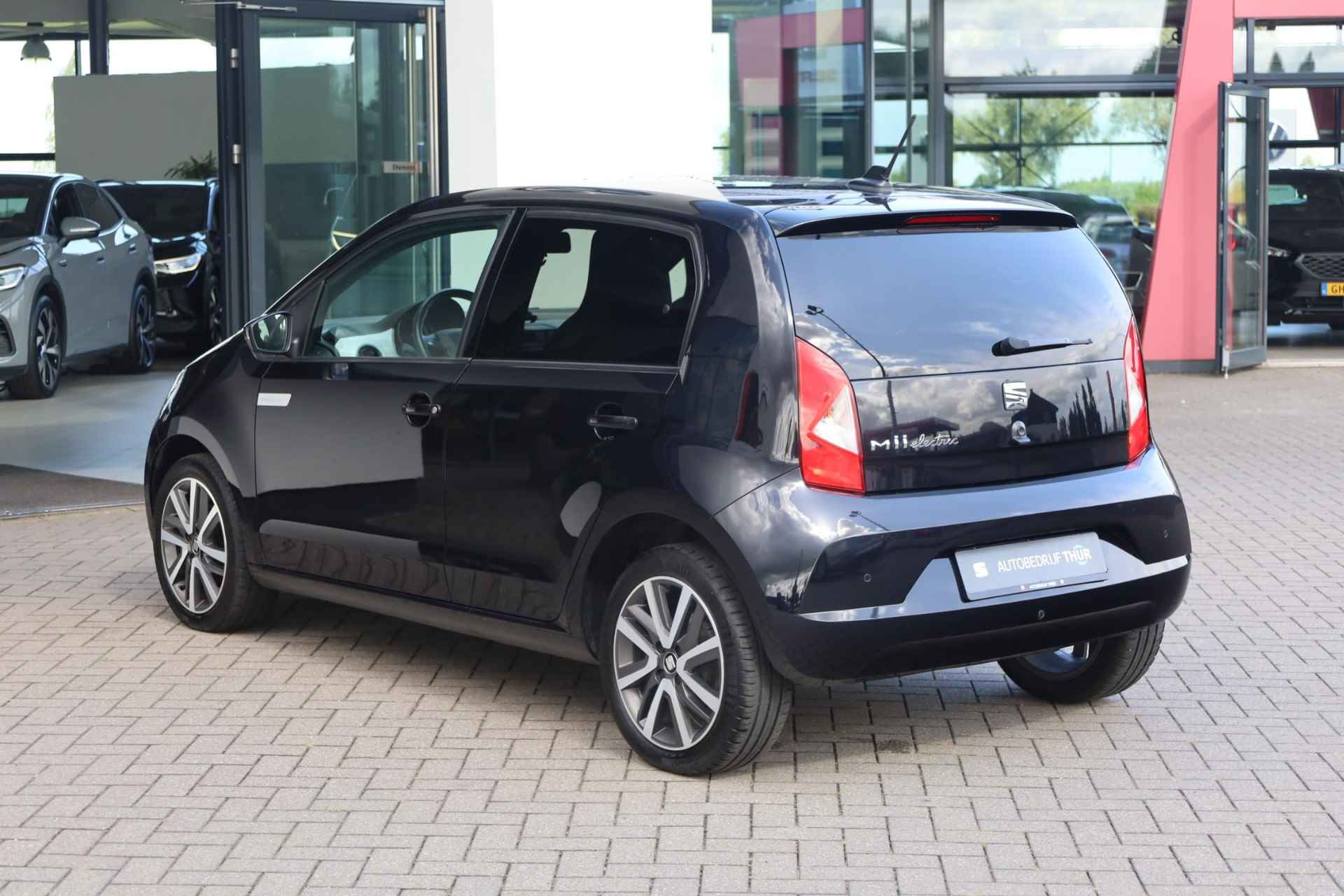 SEAT Mii Electric electric 83PK / 61kW Airco, privacy glas, parkeersensoren, stoelverwarming, voorruit verwarming, lane assist, licht en regensensor, elektrische verstelbare en verwarmbare spiegels - 6/27