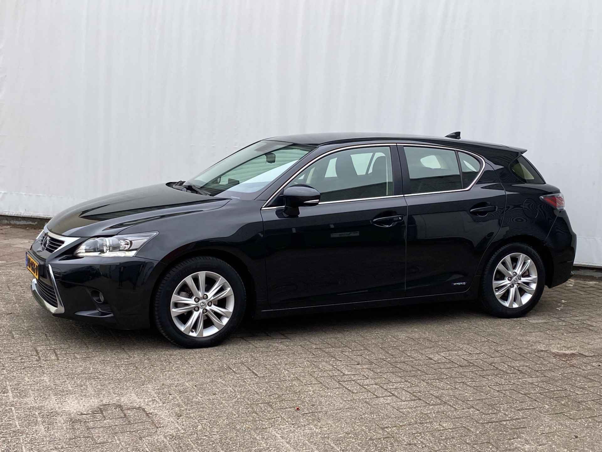 Lexus CT 200h Business Line - 3/24