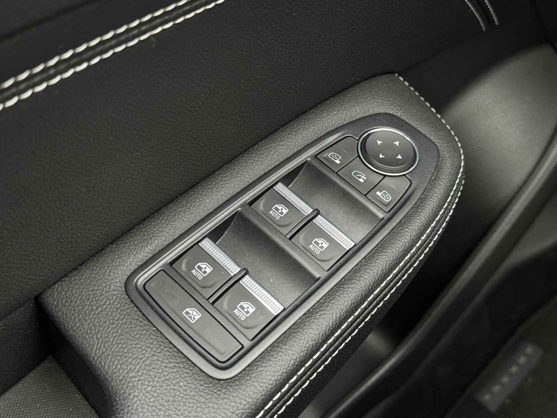 Renault Arkana 1.6 E-Tech Hybrid 145 Intens | Automaat | Navi | Camera | Sensoren | Climate Control | Cruise | Keyless entry/start - 18/33