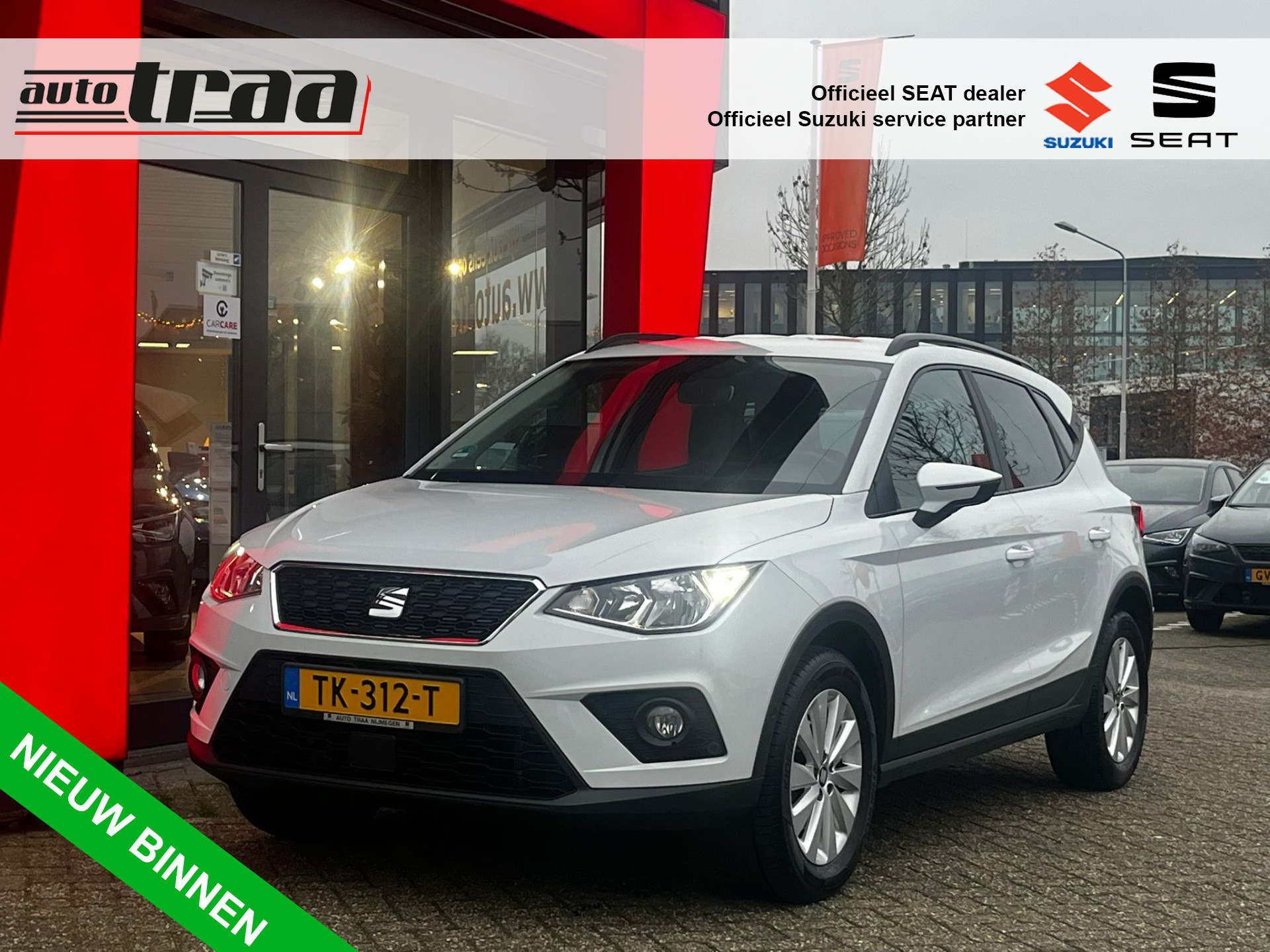 SEAT Arona 1.0 TSI Style Business Intense / Keyless / Trekhaak / ACC / Camera / Navi /