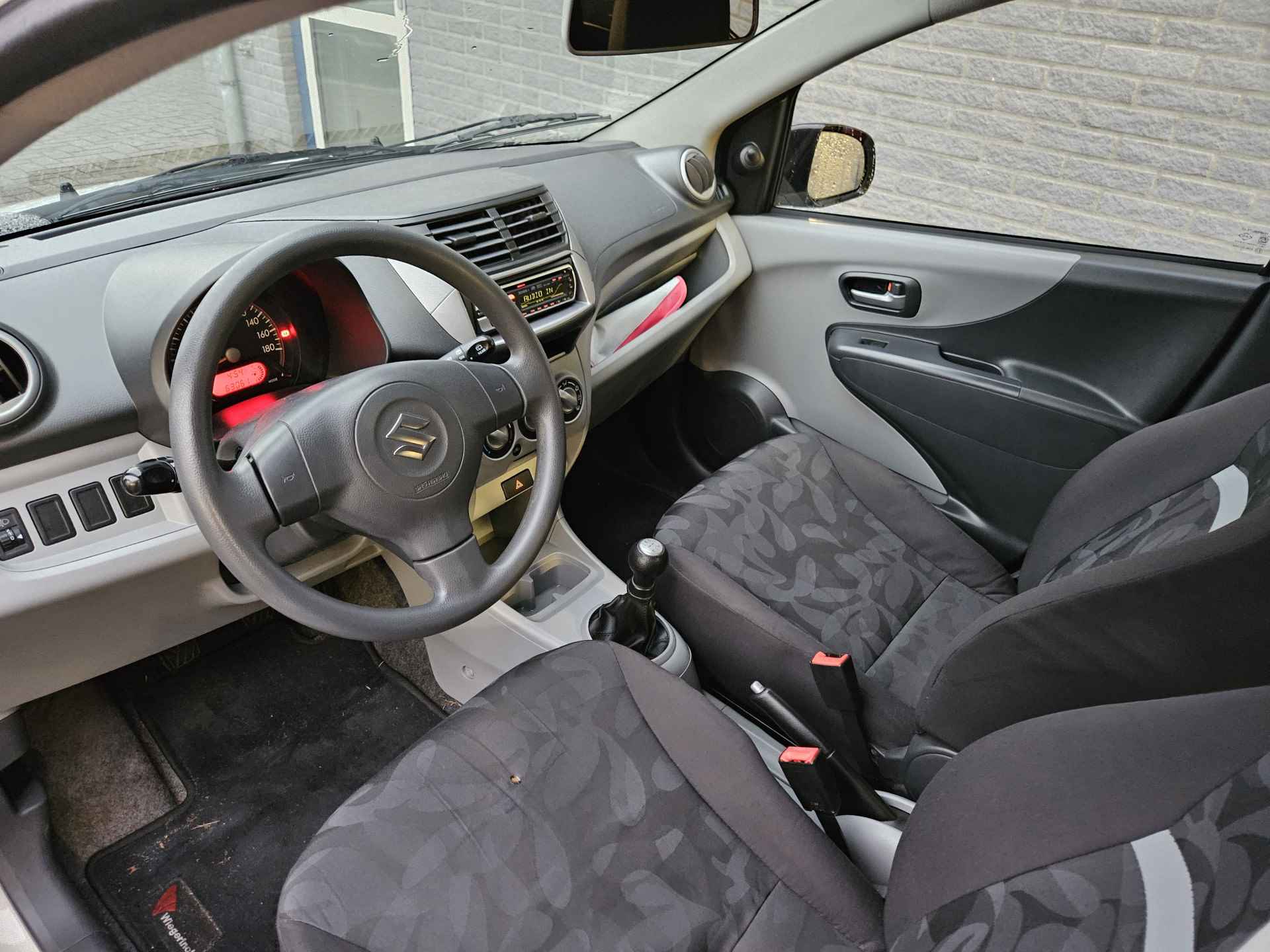 Suzuki Alto 1.0 Comfort - 15/23