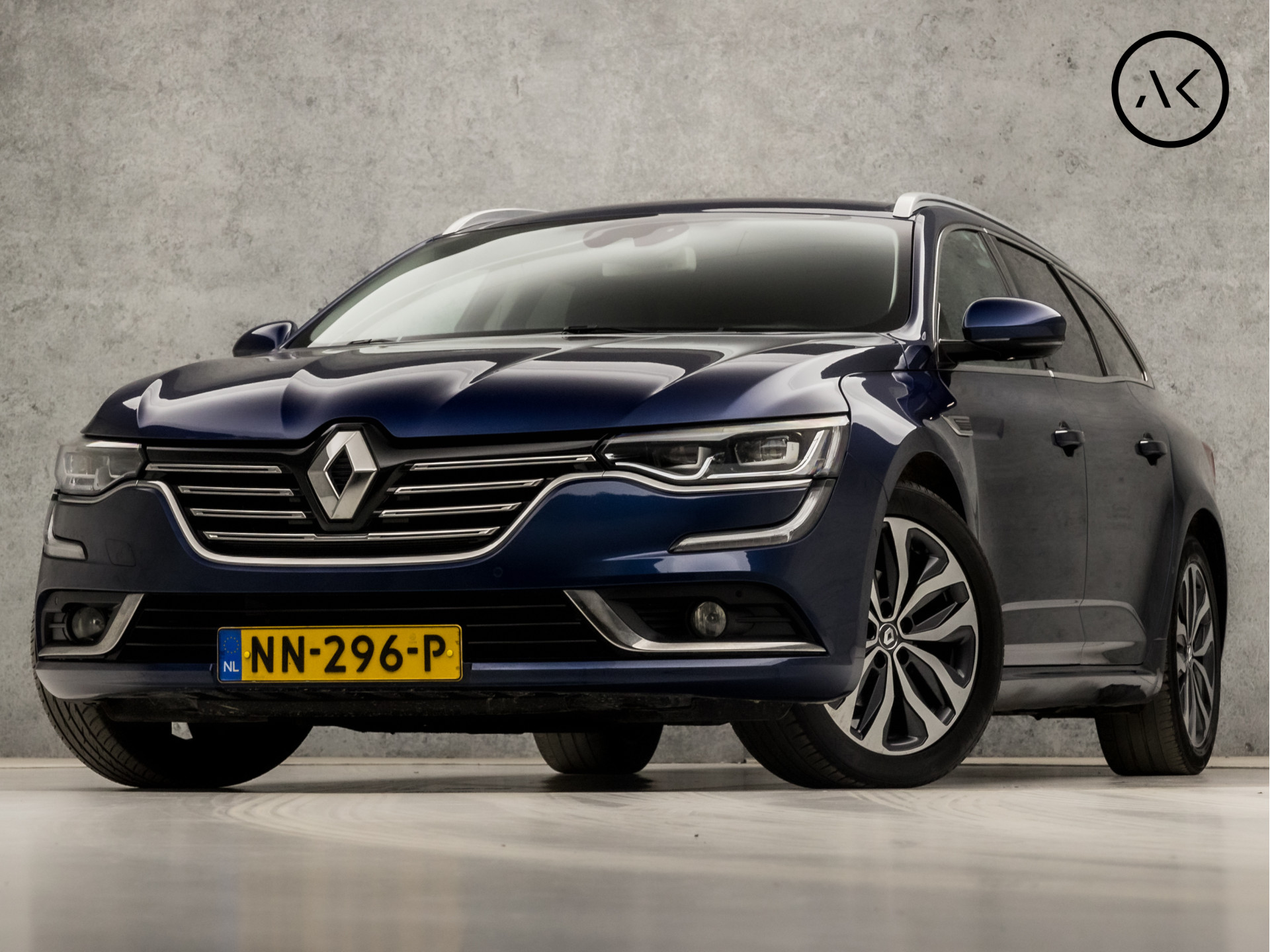 Renault Talisman Estate 1.5 dCi Intens Automaat (GROOT NAVI, DIGITAL COCKPIT, CAMERA, LEDER, GETINT GLAS, LED KOPLAMPEN, SPORTSTOELEN, CRUISE, PARKEERSENSOREN, NIEUWE APK, NIEUWSTAAT)