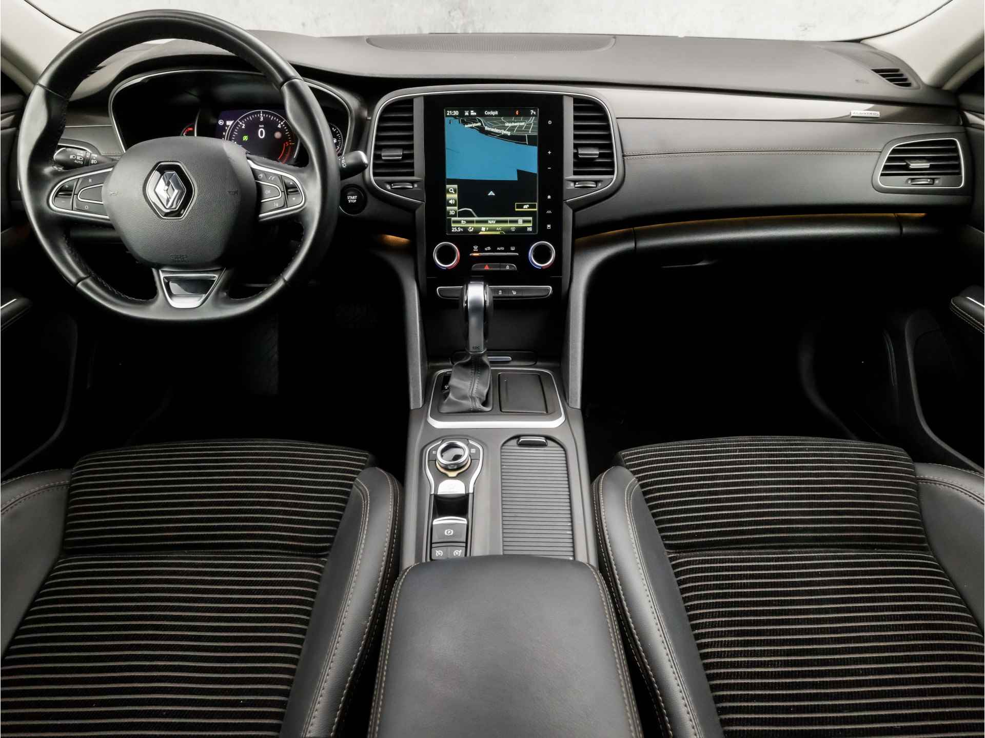 Renault Talisman Estate 1.5 dCi Intens Automaat (GROOT NAVI, DIGITAL COCKPIT, CAMERA, LEDER, GETINT GLAS, LED KOPLAMPEN, SPORTSTOELEN, CRUISE, PARKEERSENSOREN, NIEUWE APK, NIEUWSTAAT) - 6/36