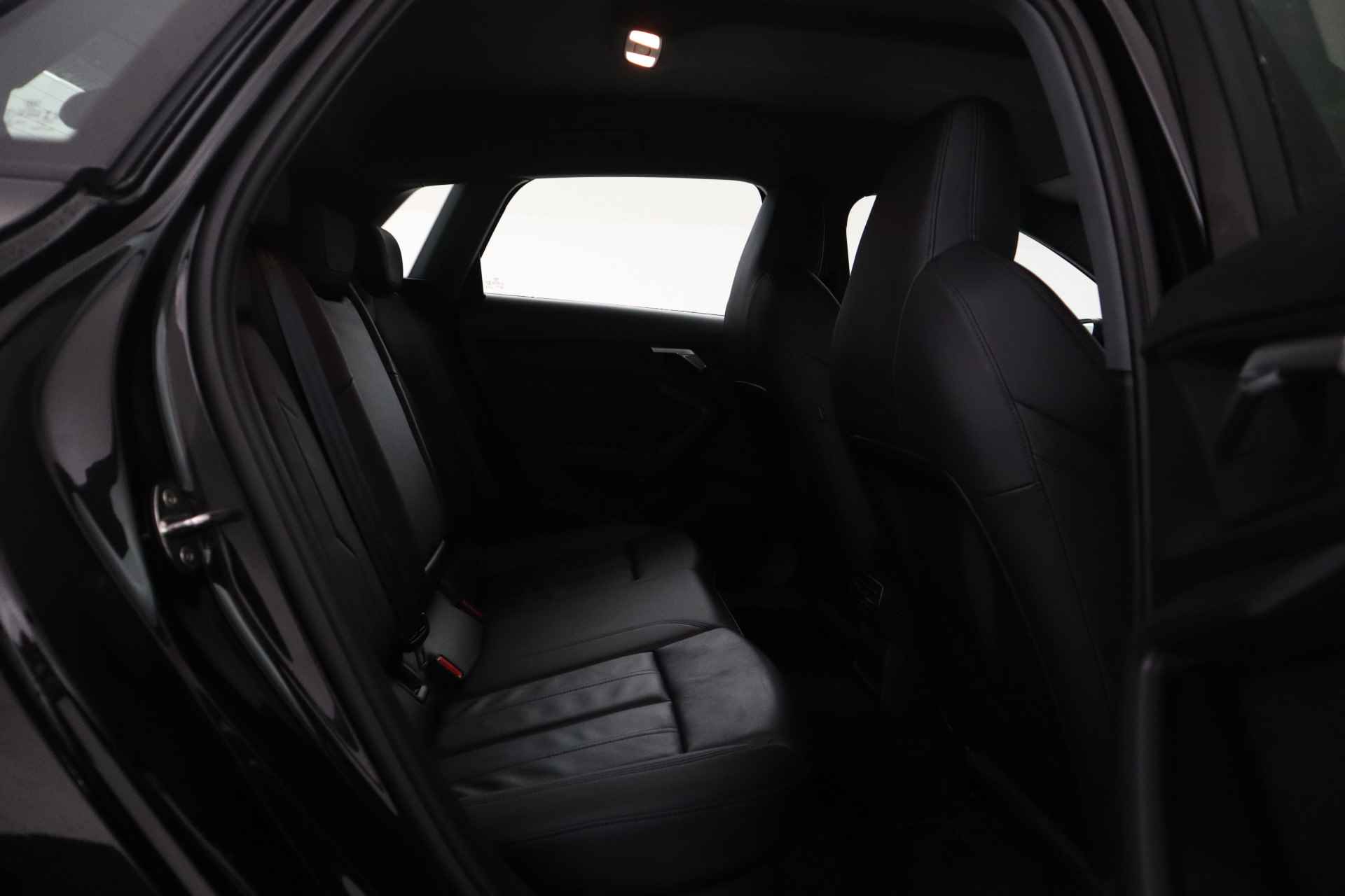 Audi A3 Sportback 40 TFSI e S-line Advanced edition Sportstoelen, Virtual cockpit, Leder, kanon! - 14/39