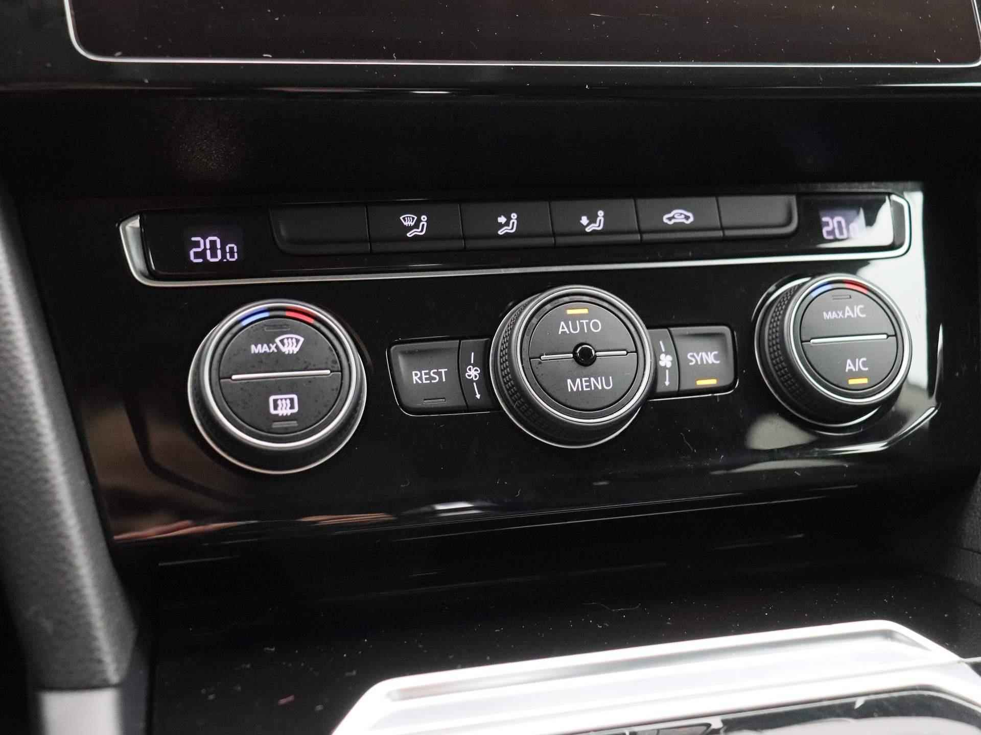Volkswagen Arteon 2.0 TDI | Trekhaak Elektrisch Uitklapbaar | Navi | Adaptive Cruise | PDC V+A | Keyless | Camera | LED | Executive-pakket | - 17/36