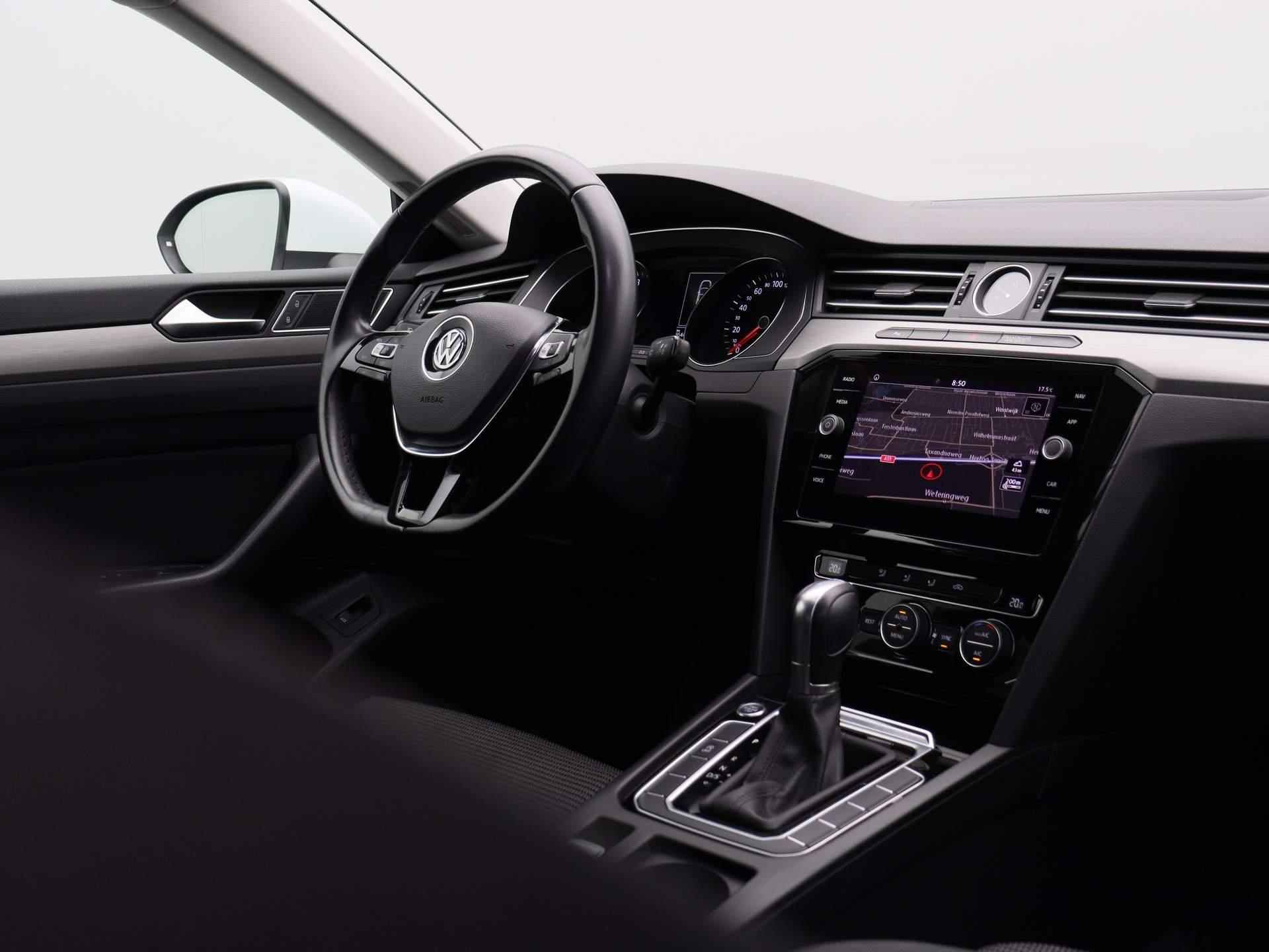 Volkswagen Arteon 2.0 TDI | Trekhaak Elektrisch Uitklapbaar | Navi | Adaptive Cruise | PDC V+A | Keyless | Camera | LED | Executive-pakket | - 30/36