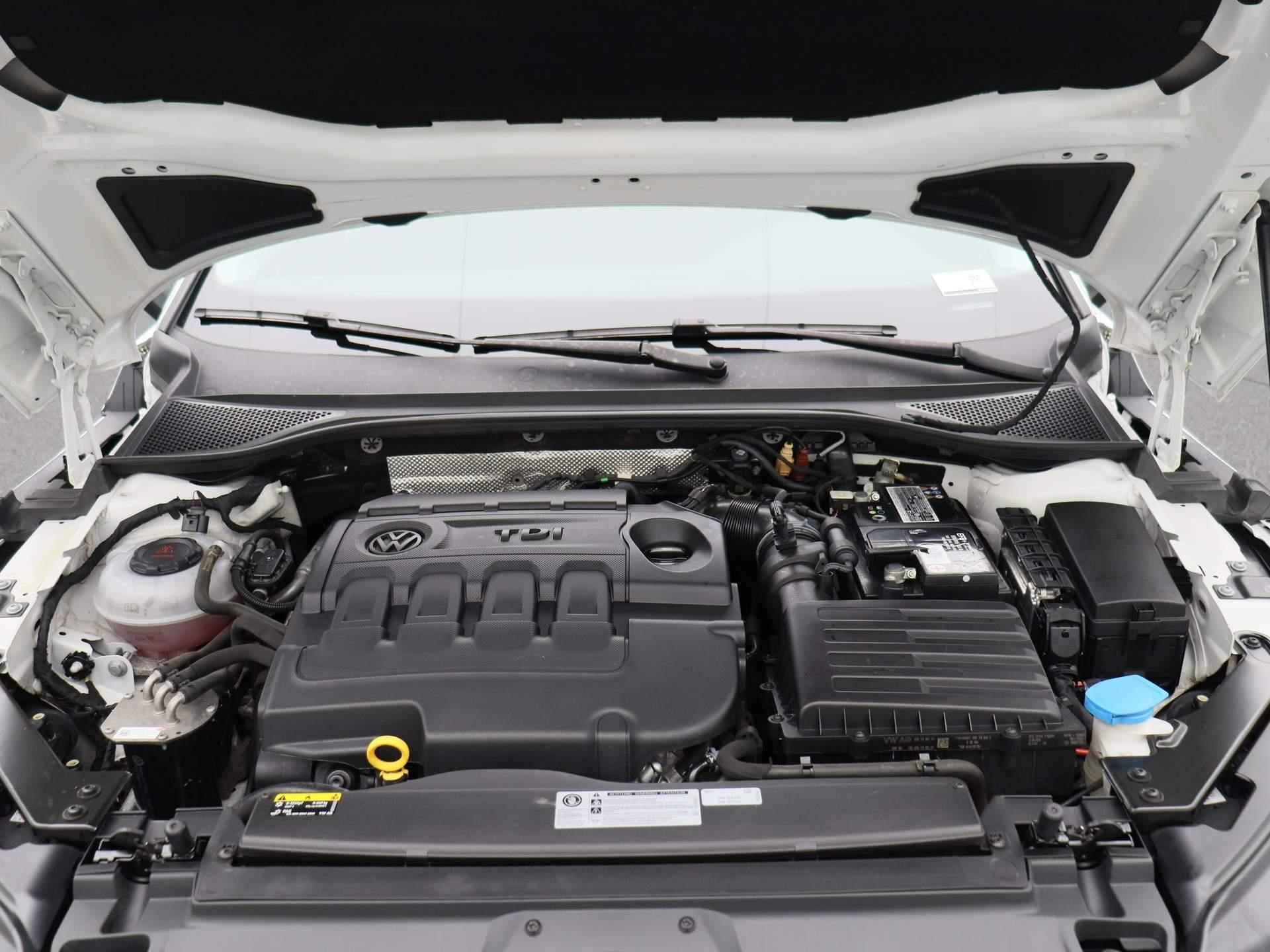 Volkswagen Arteon 2.0 TDI | Trekhaak Elektrisch Uitklapbaar | Navi | Adaptive Cruise | PDC V+A | Keyless | Camera | LED | Executive-pakket | - 33/36