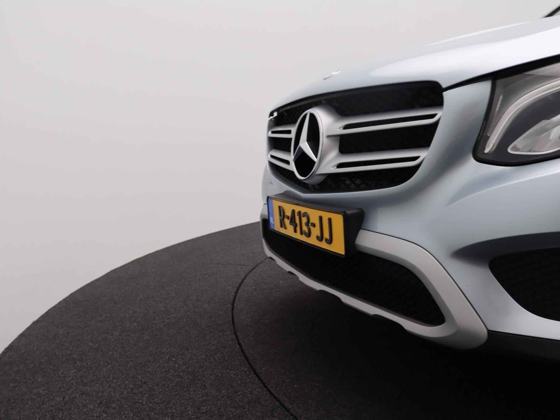 Mercedes-Benz GLC-klasse 250 4MATIC Edition 1 Automaat | | Achteruitrijcamera | Elektrische stoelen | Trekhaak | Cruisecontrole | Climatecontrole | - 34/48