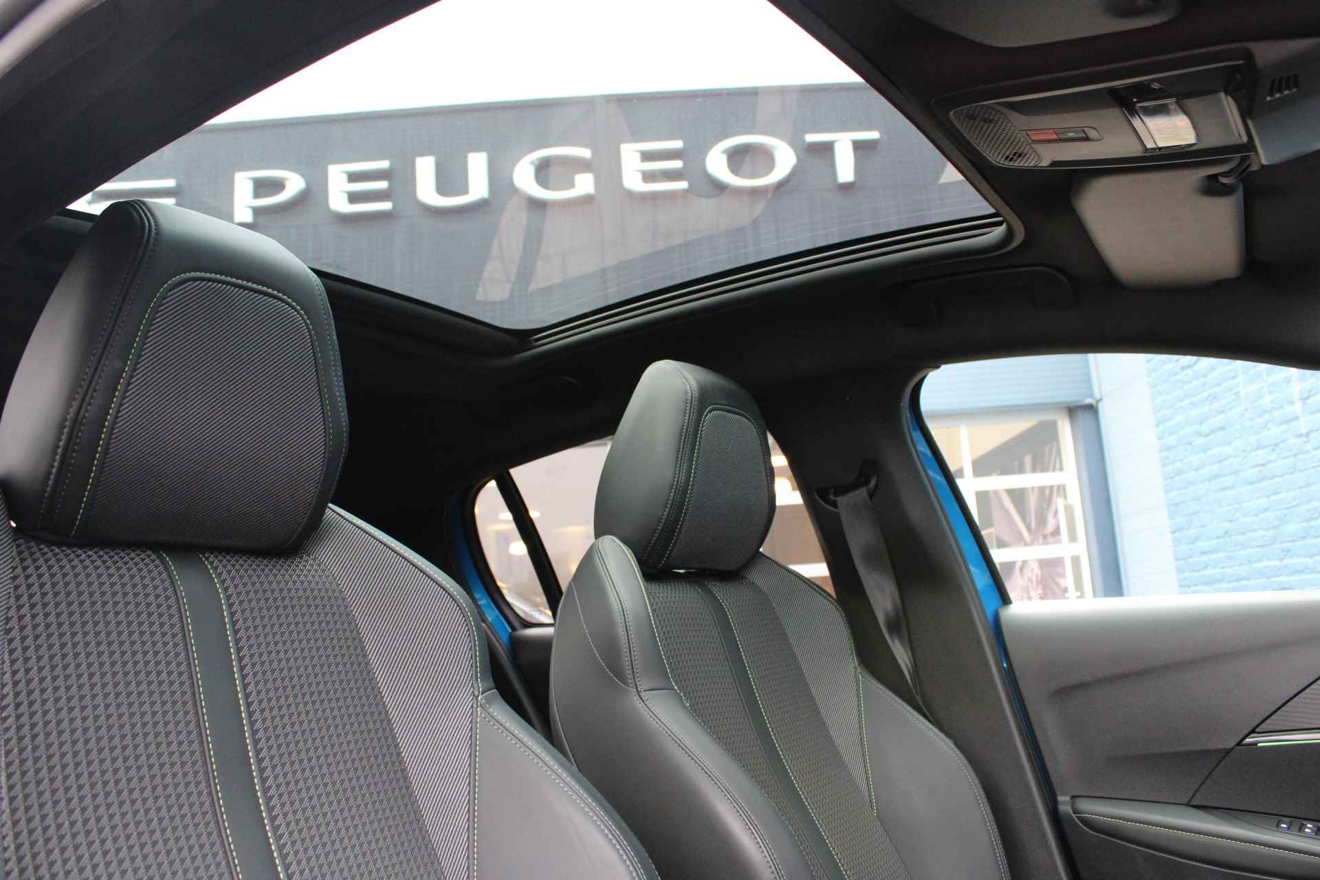 Peugeot 208 5drs 1.2 PureTech 100pk EAT8 GT | Automaat | Navigatie | Panoramadak | Camera | Full LED | - 5/35