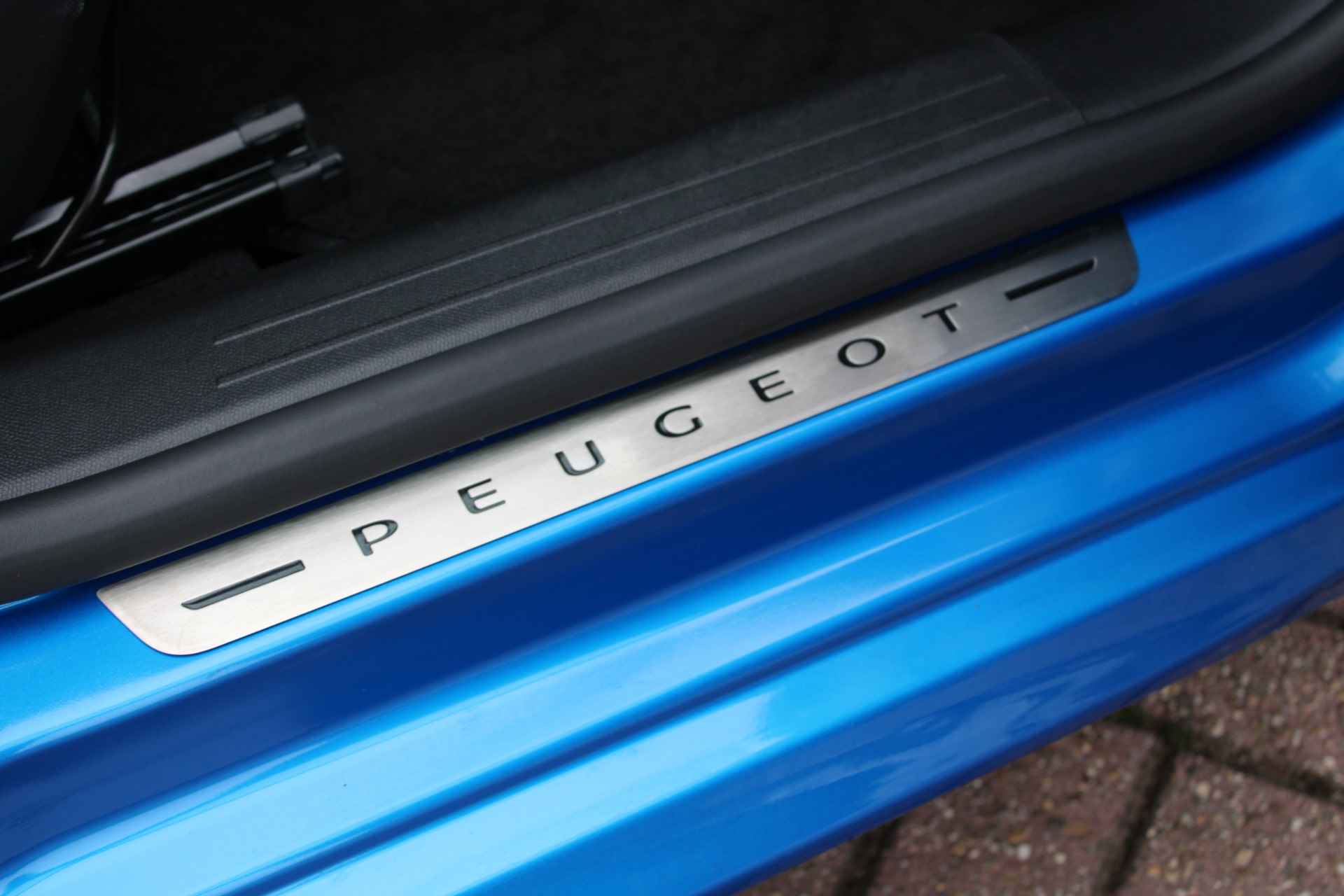 Peugeot 208 5drs 1.2 PureTech 100pk EAT8 GT | Automaat | Navigatie | Panoramadak | Camera | Full LED | - 7/35