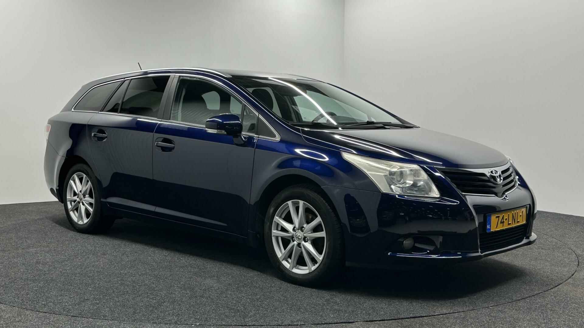 Toyota Avensis 1.8 VVTi Business NAVI ECC TREKHAAK LM - 4/40