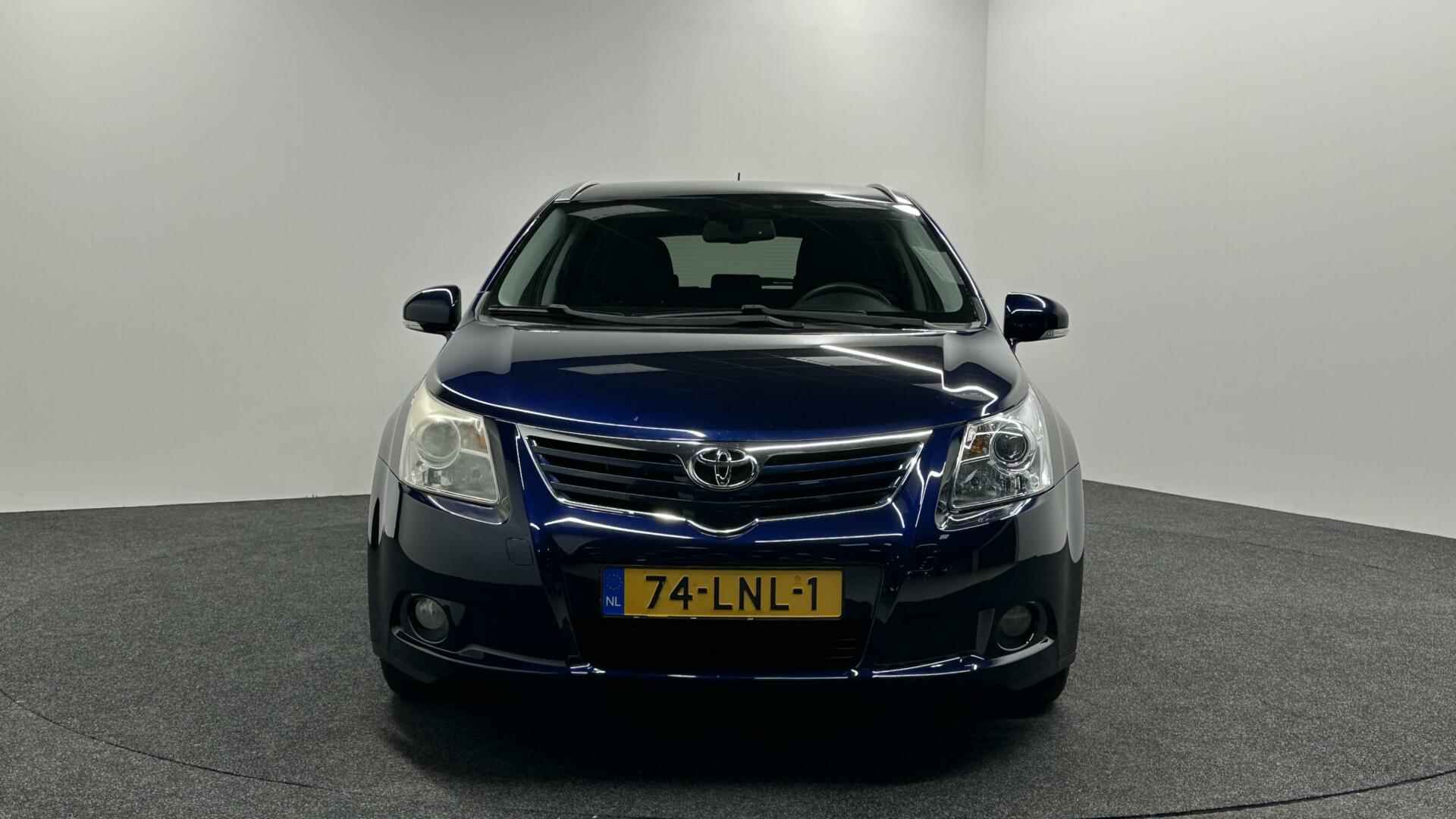 Toyota Avensis 1.8 VVTi Business NAVI ECC TREKHAAK LM - 7/40