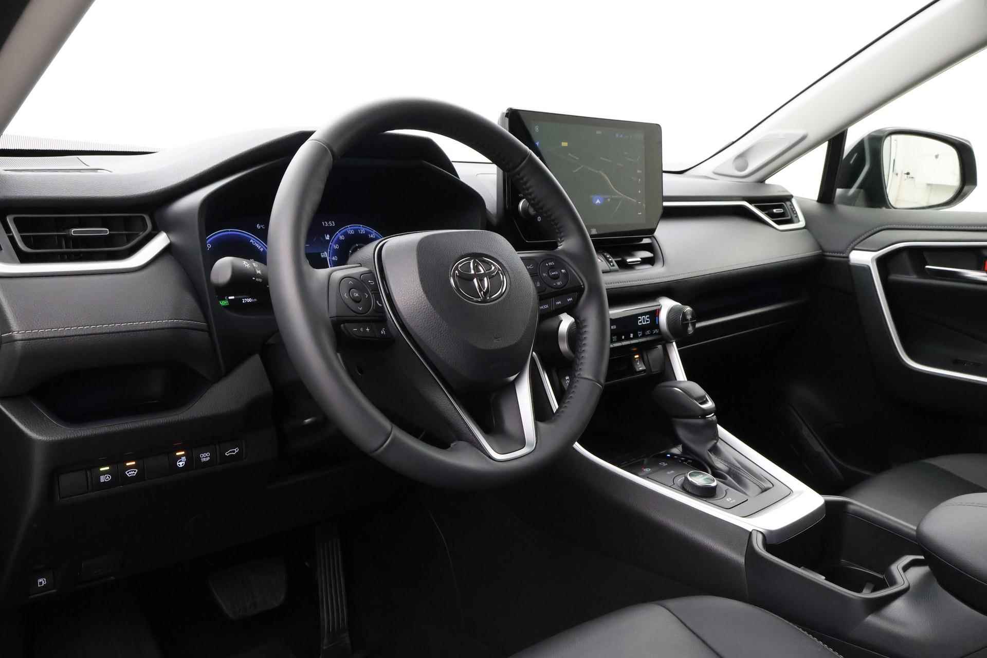 Toyota RAV4 2.5 Hybrid AWD Executive | Trekhaak | JBL | Navigatie | Leder | Standkachel | Camera | Stoel-/stuuverwarming | 19 inch - 2/42