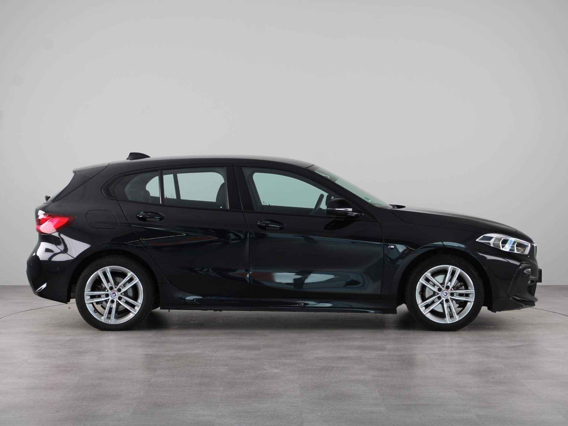 BMW 1 Serie 118i M Sportpakket Aut. - 9/23