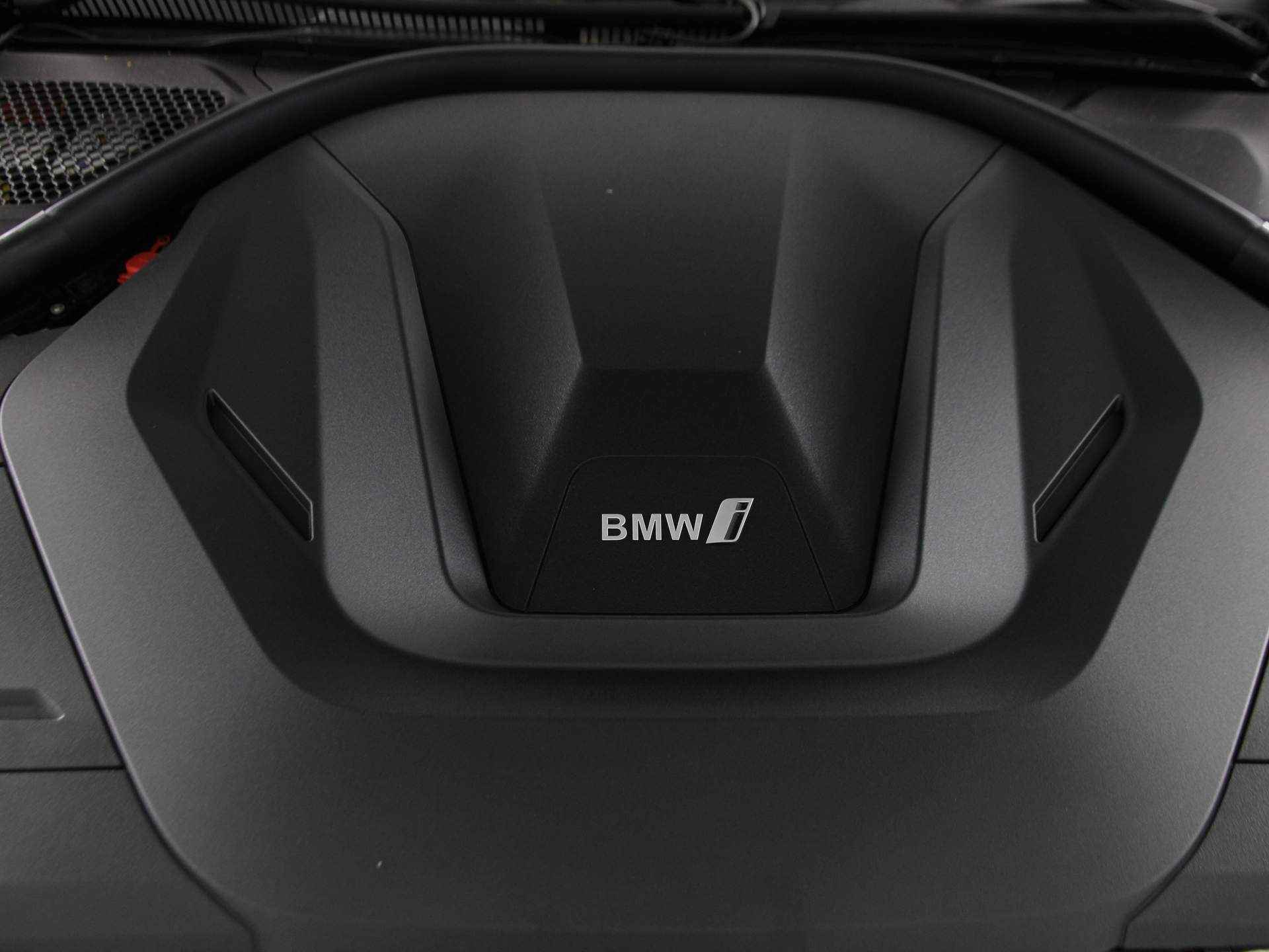 BMW i4 eDrive40 M-Sport - 5/23