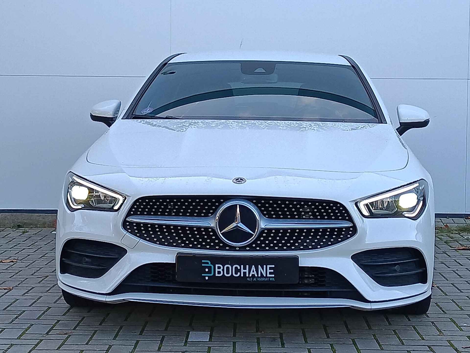 Mercedes-Benz CLA-klasse Shooting Brake 250 Premium Plus AMG / Automaat / 225pk / Navigatie / Elektrische Achterklep / Privacy Glass - 13/34