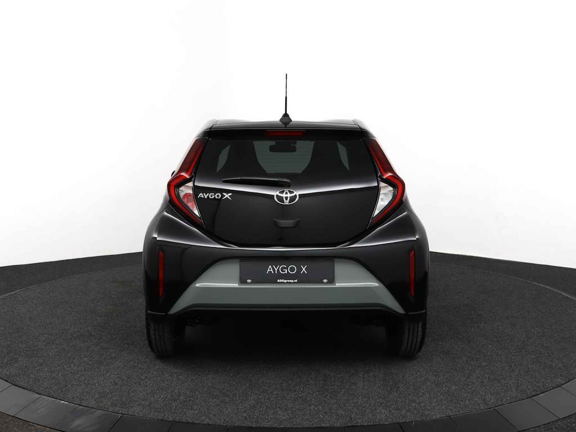 Toyota Aygo X 1.0 VVT-i MT Pulse | Adaptive Cruise Control | Apple Carplay | Android Auto | Achteruitrijcamera | - 30/43