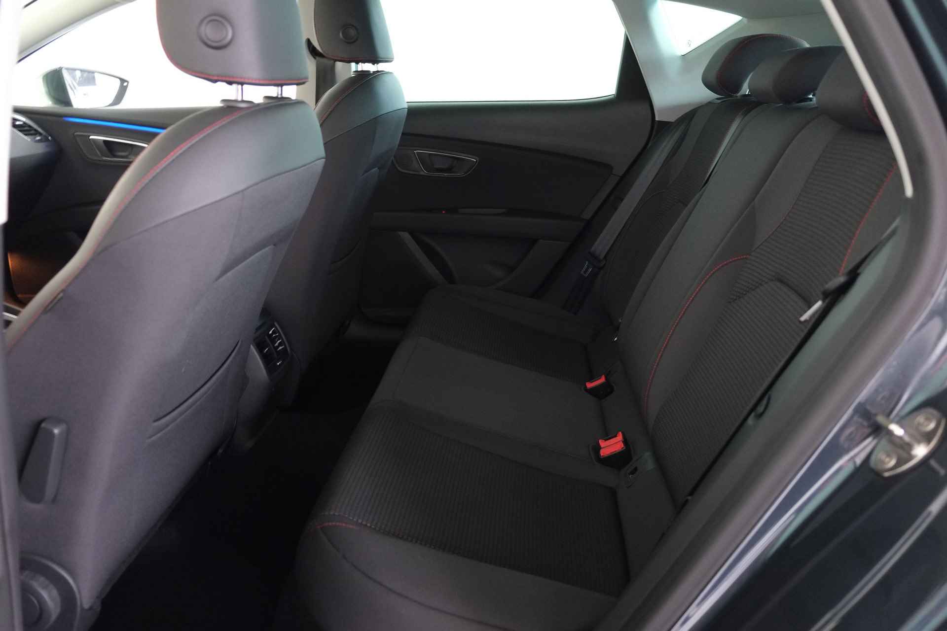 SEAT Leon 2.0 TSI FR / Navi / LED / DSG / CarPlay / Cruisecontrol - 12/27