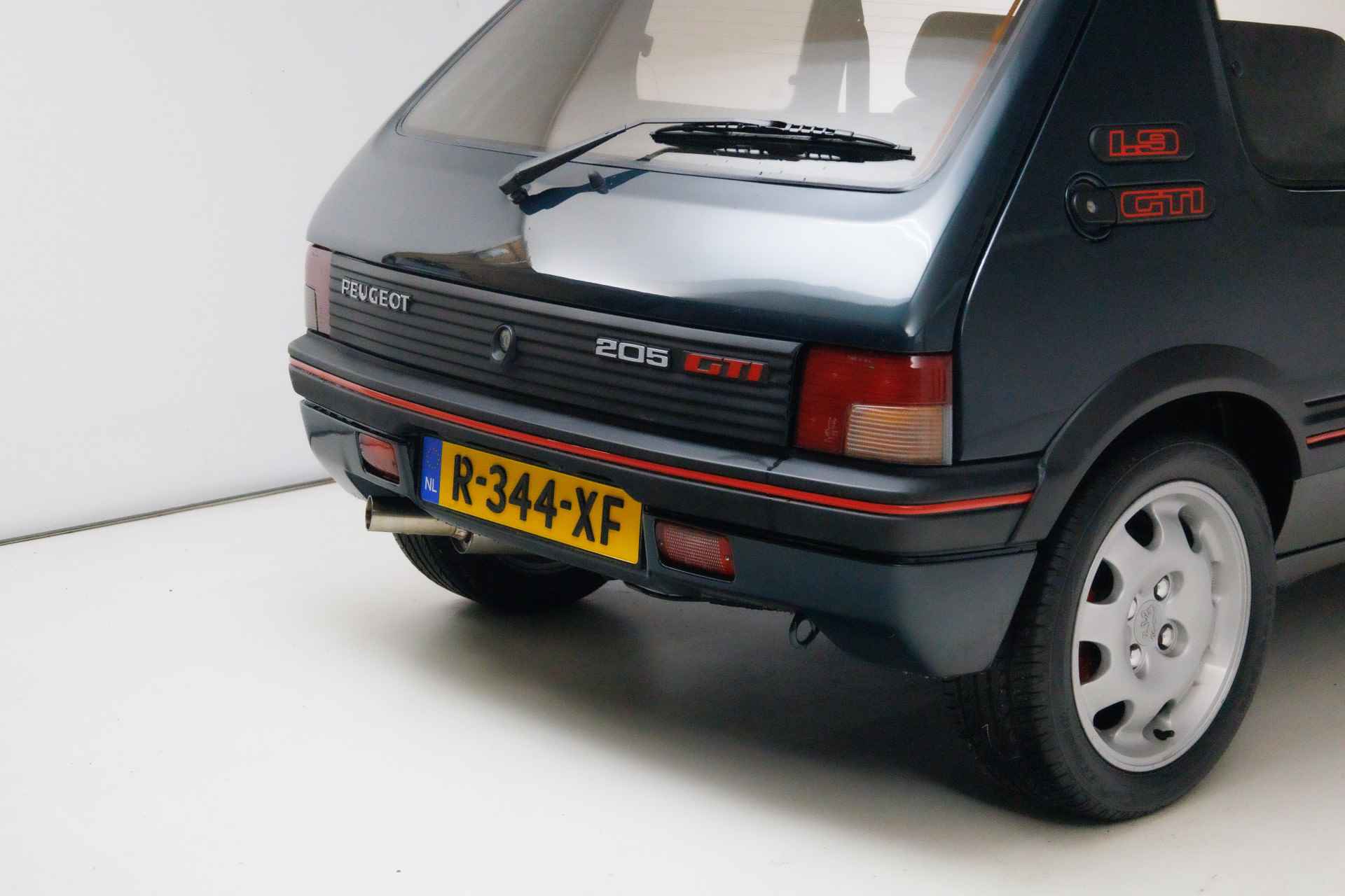 Peugeot 205 1.9 GTI met turbo 160pk Schuifdak, Turbo, Centrale vergrendeling - 5/22