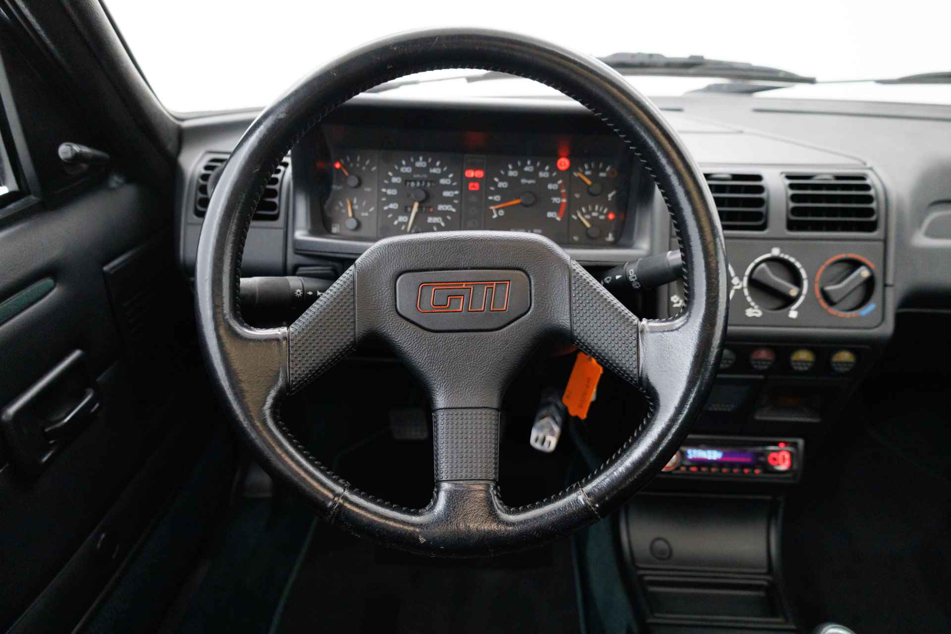 Peugeot 205 1.9 GTI met turbo 160pk Schuifdak, Turbo, Centrale vergrendeling - 6/22