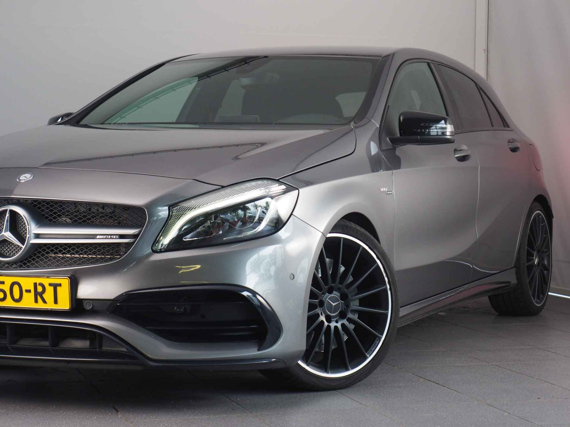 Mercedes-Benz A-Klasse AMG 45 4MATIC | FACELIFT | Stoelverwarming | Navigatie | Bluetooth | Airco | - 15/46