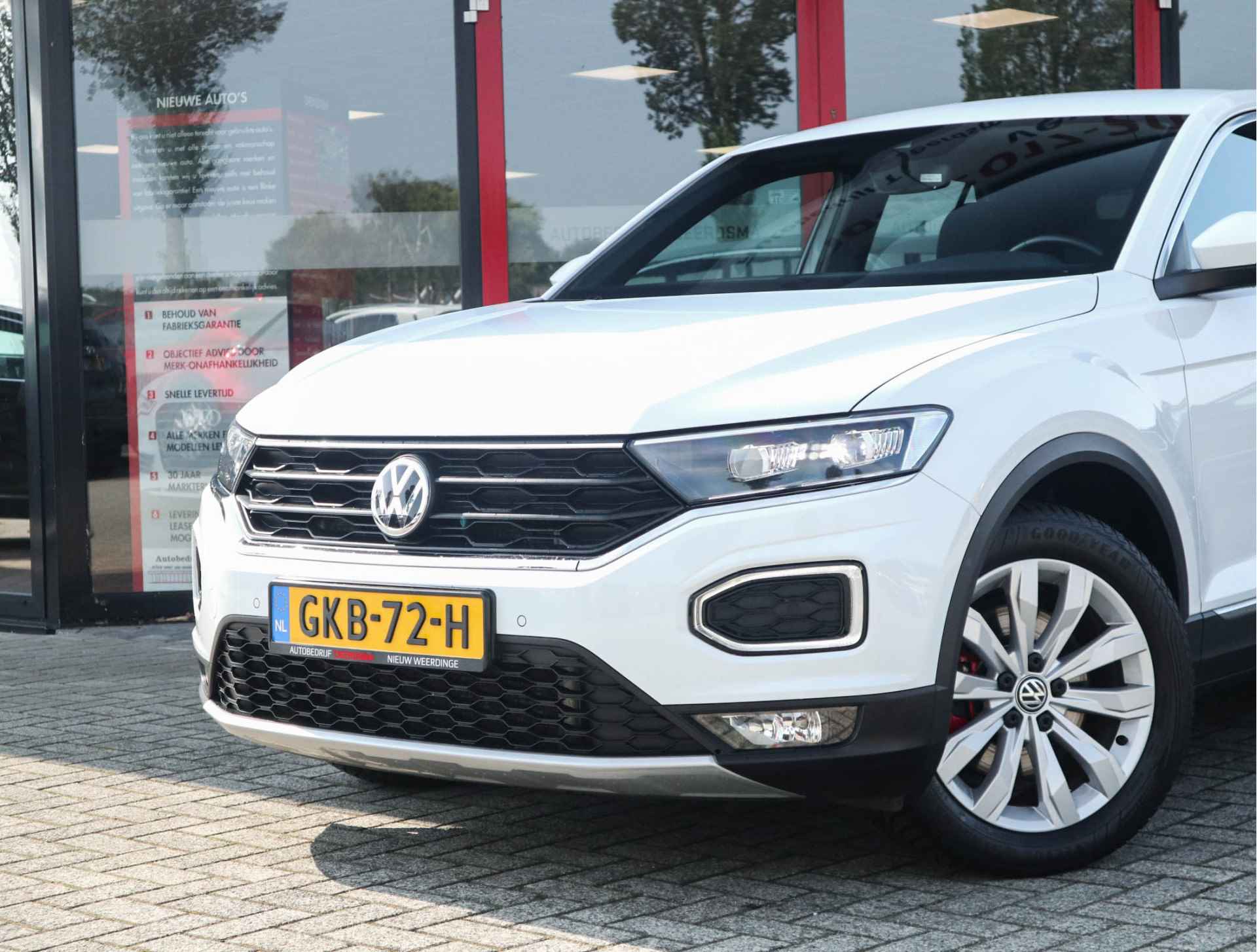 Volkswagen T-Roc 2.0 TSI 4Motion Sport Navi/Clima/Cruise/Camera/Stoelverw/Carplay - 3/38