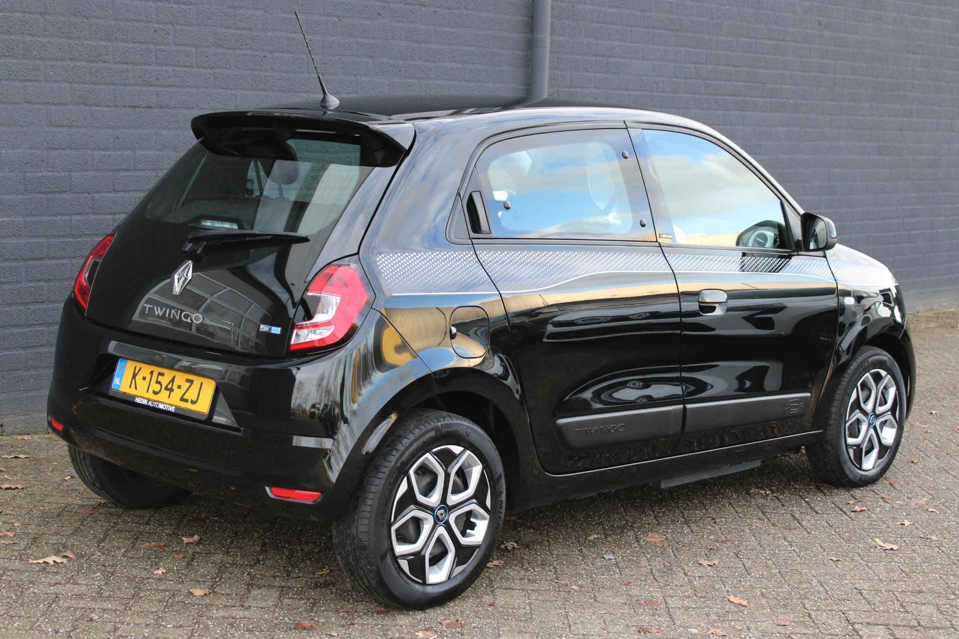 Renault Twingo Z.E. R80 Collection NL-Auto | Automaat | Climate Controle | Radio-DAB-USB | Bluetooth | Navigatie via Apple Carplay-Android Auto | 1e Eigenaar | Dealer onderhouden - 4/27