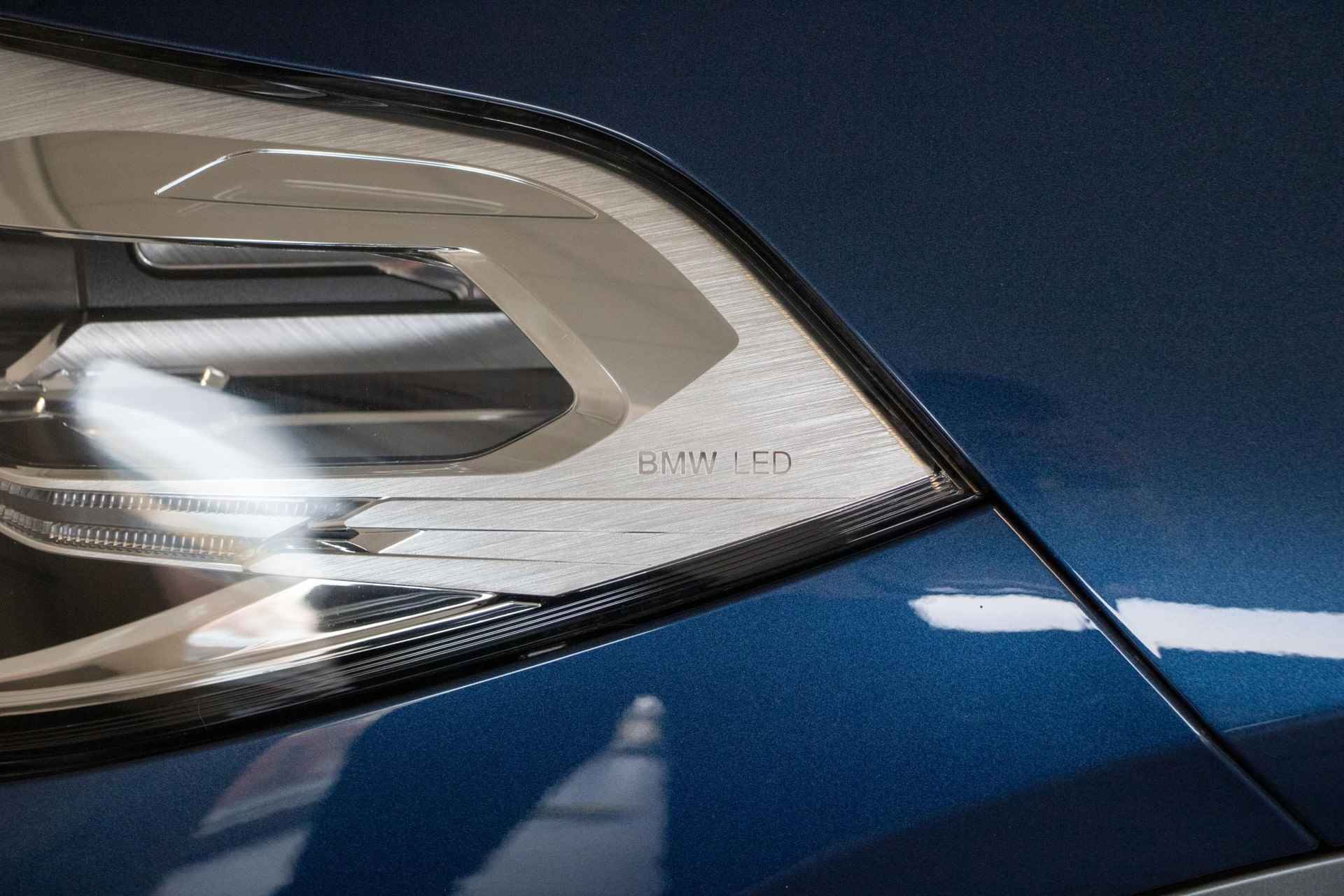 BMW X2 xDrive25e High Executive | Panoramadak | 19" velgen | Comfort Access | - 29/35