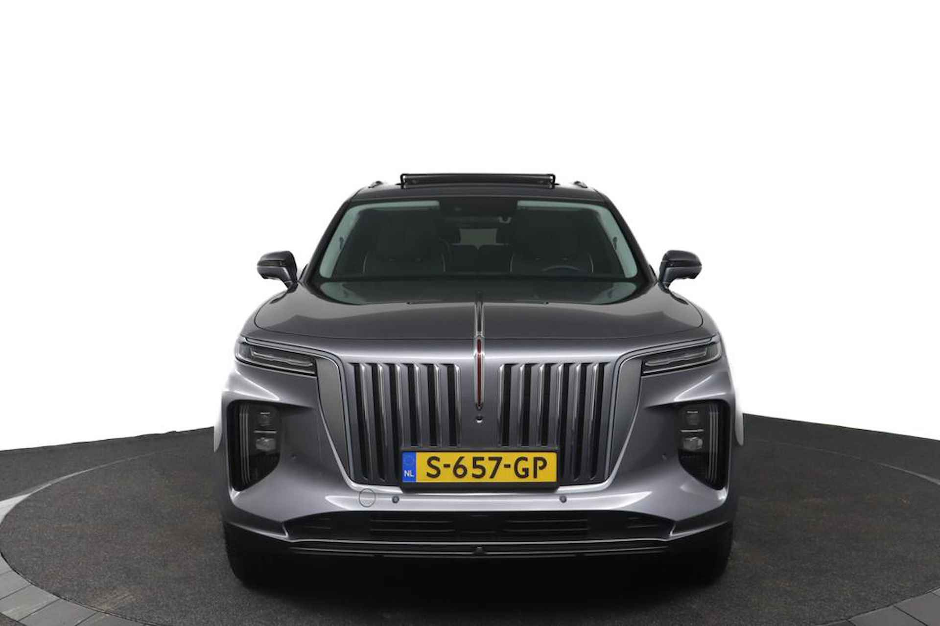 Hongqi E-HS9 President 99 kWh 6-Pers | Schuif/Kanteldak | Lederen Interieur | Stoel/stuurverwarming | Navigatie | Adaptive Cruise Control | Camera | Carplay - 15/63