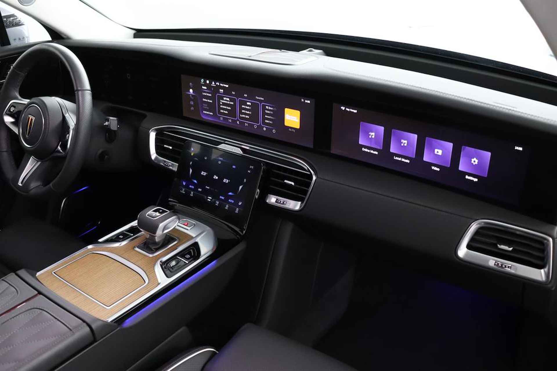 Hongqi E-HS9 President 99 kWh 6-Pers | Schuif/Kanteldak | Lederen Interieur | Stoel/stuurverwarming | Navigatie | Adaptive Cruise Control | Camera | Carplay - 60/63