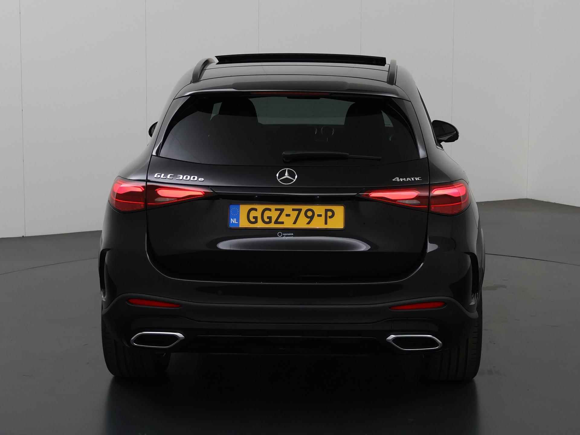 Mercedes-Benz GLC-klasse 300e 4MATIC AMG Line 20 inch multispaaks | Night pakket | Digital light | Treeplanken | Panoramadak | Trekhaak | 360gr - 5/55