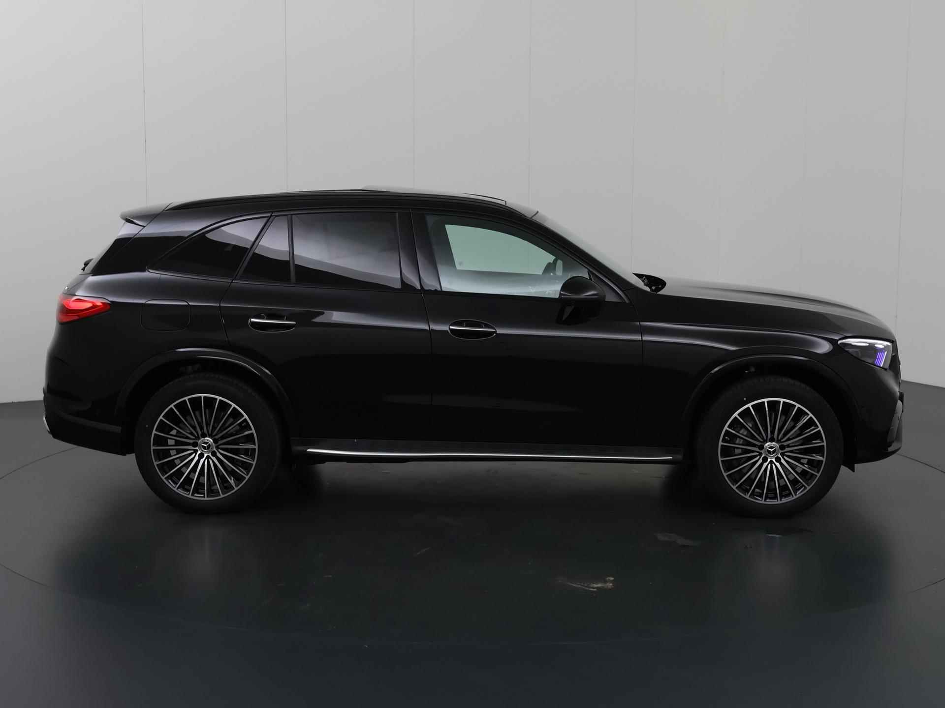 Mercedes-Benz GLC-klasse 300e 4MATIC AMG Line 20 inch multispaaks | Night pakket | Digital light | Treeplanken | Panoramadak | Trekhaak | 360gr - 7/55