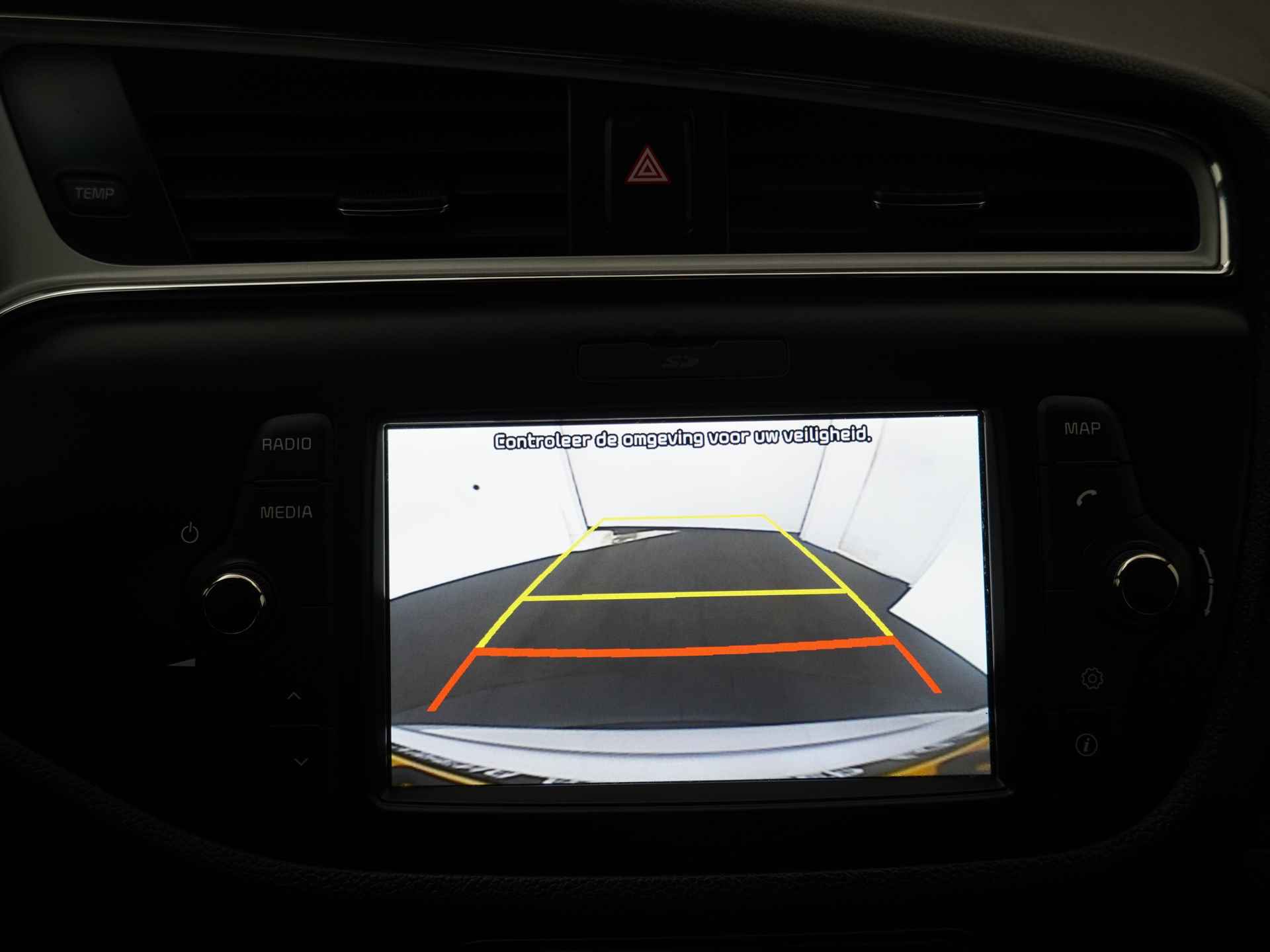 Kia cee'd Sportswagon 1.0 T-GDi Design Edition - Navigatie - Achteruitrijcamera - Climate Control - Parkeer sensoren - Fabrieksgarantie tot 06-2025 - 30/44