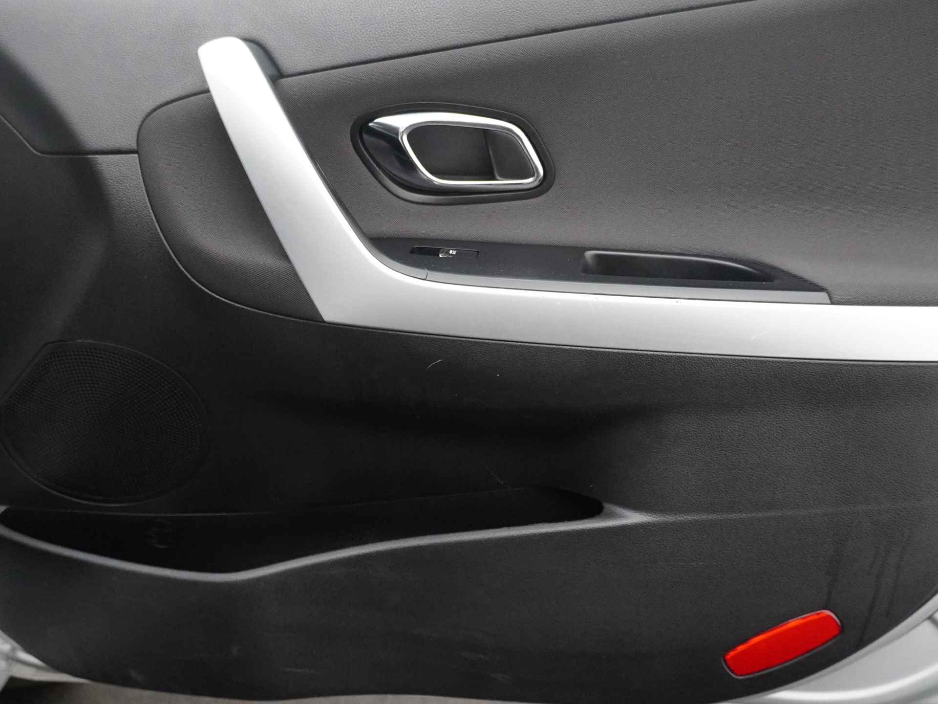 Kia cee'd Sportswagon 1.0 T-GDi Design Edition - Navigatie - Achteruitrijcamera - Climate Control - Parkeer sensoren - Fabrieksgarantie tot 06-2025 - 43/44