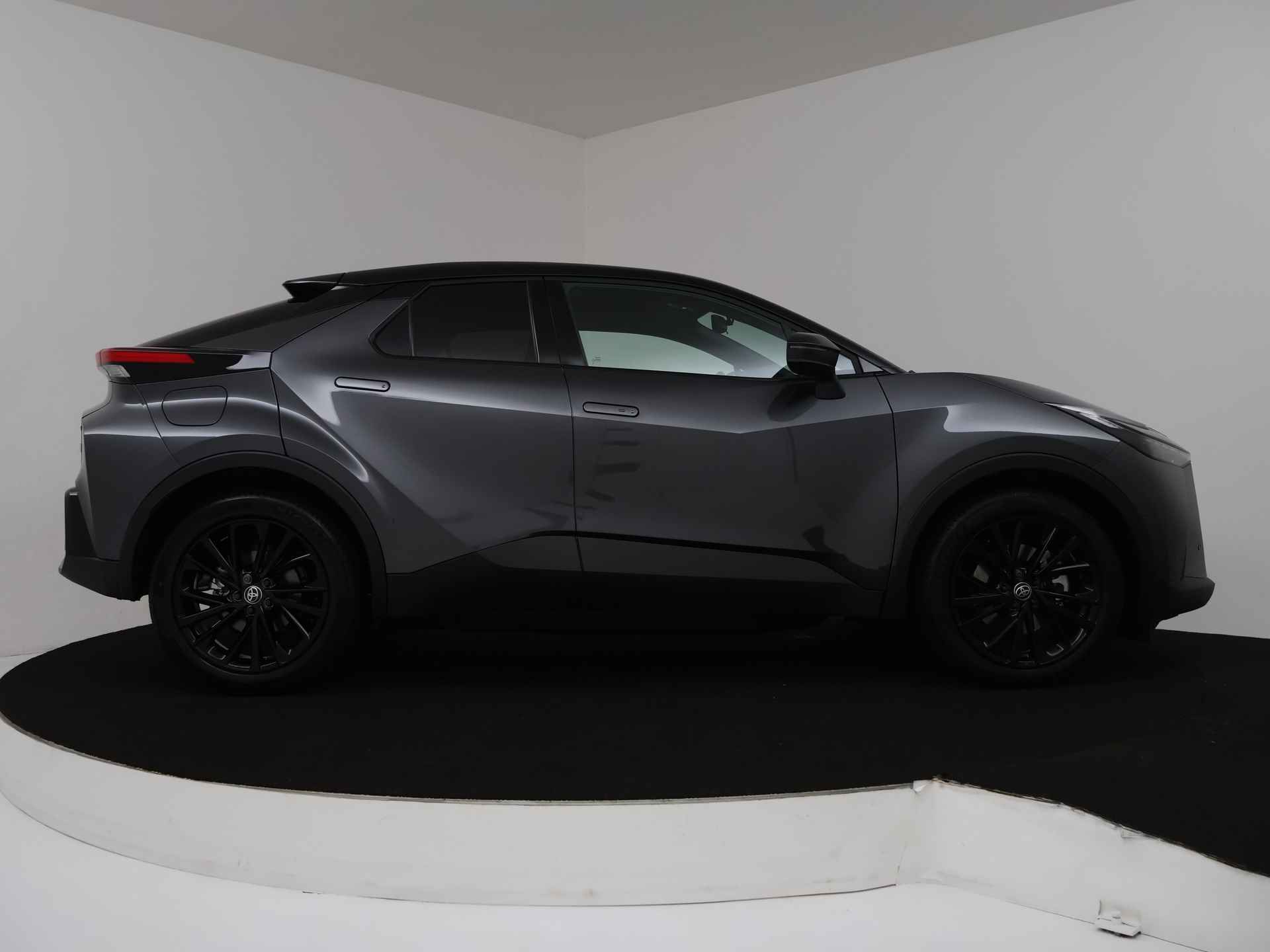 Toyota C-HR 2.0 Plug-in Hybrid 220 GR SPORT PLUS - 16/45