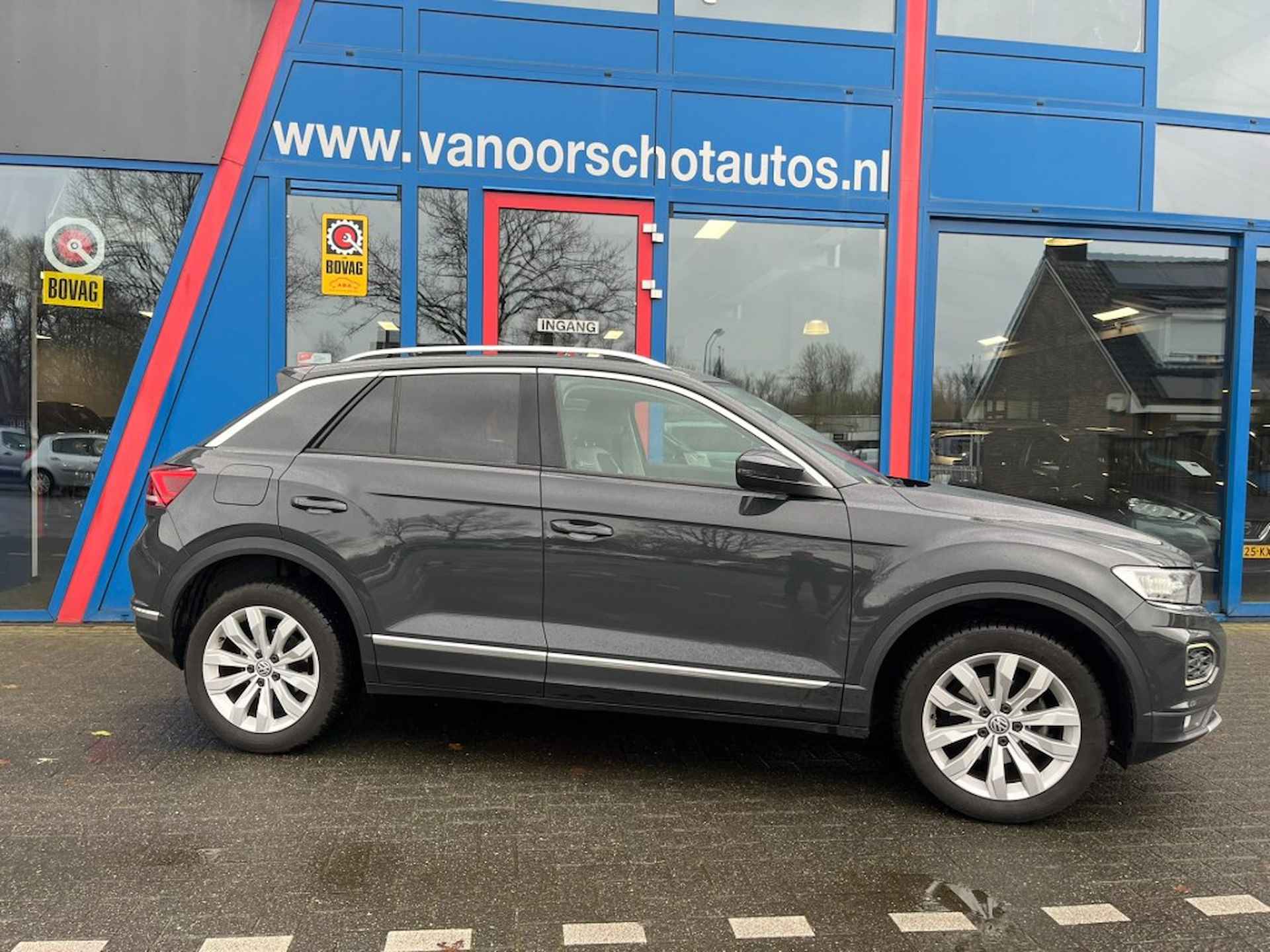 VOLKSWAGEN T-roc 1.5TSi 150pk 6-bak Sport Navi Carplay Led Airco(ECC) - 25/30