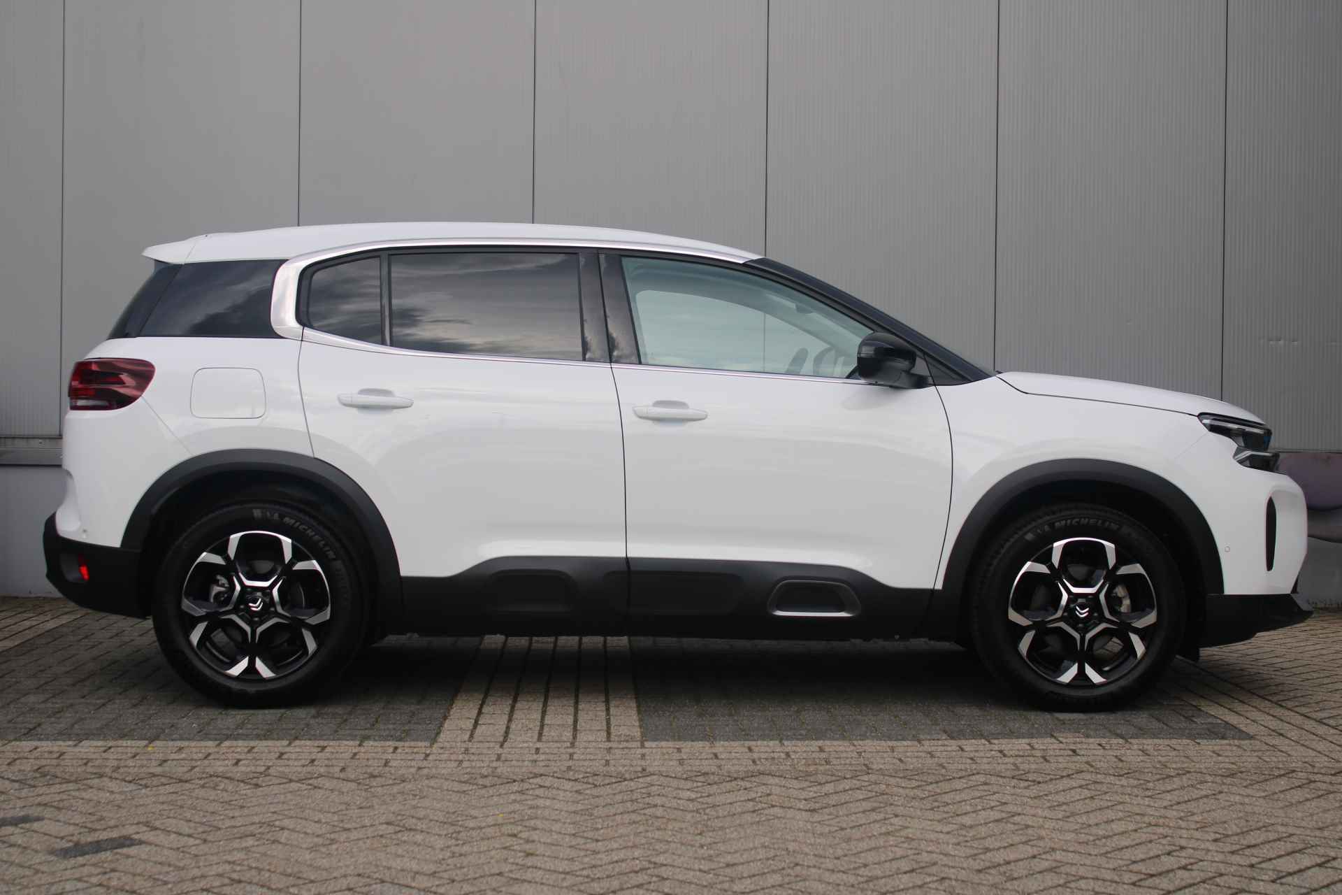 Citroën C5 Aircross Shine 1.2 130-PK EAT8 Automaat | STOELVERWARMING | LED KOPLAMPEN | CARPLAY/ANDROID AUTO | CAMERA | ELEKTR. ACHTERKLEP | - 7/34