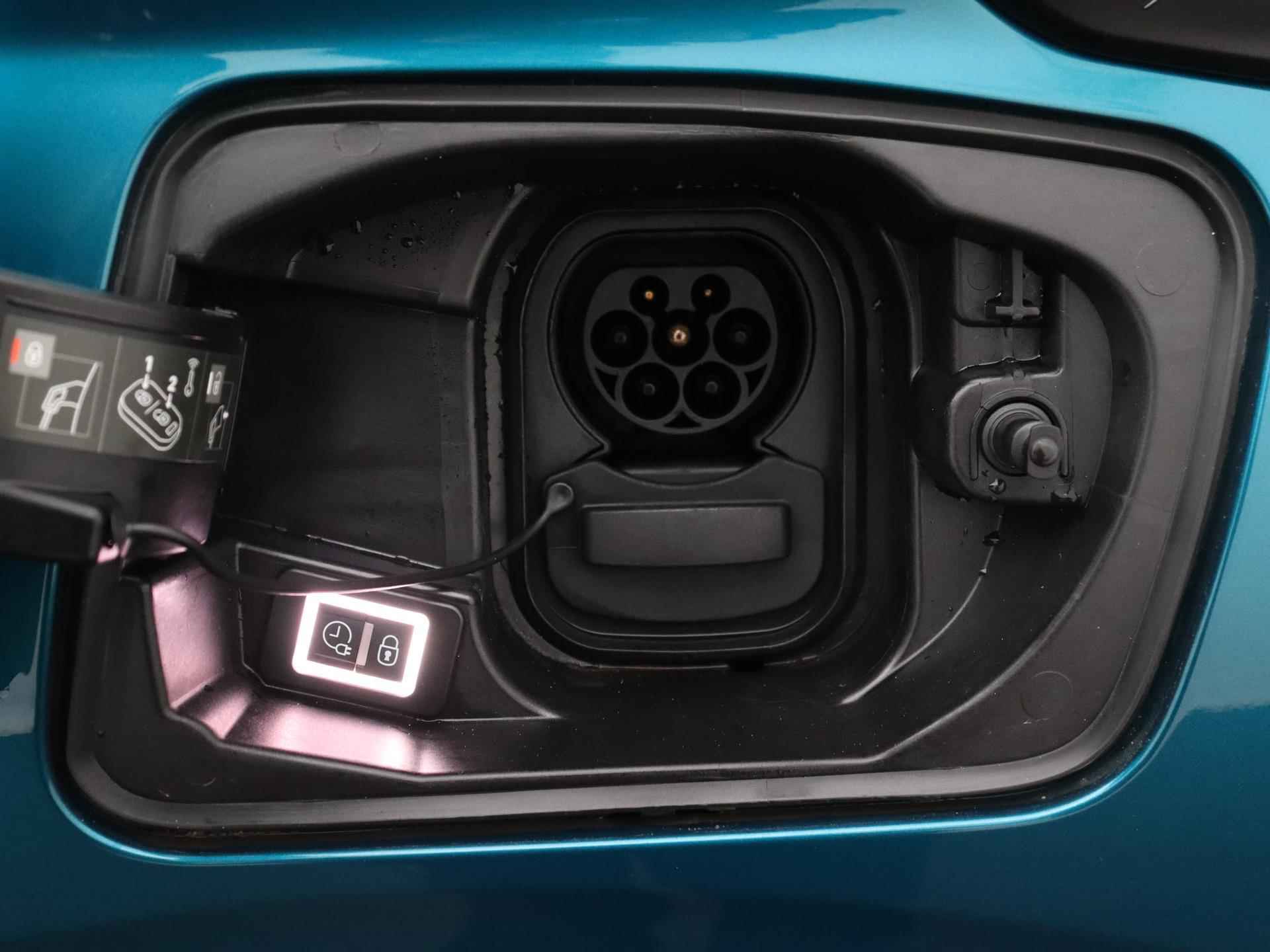 DS 3 Crossback EV 50 kWh E-Tense Performance Line+ 136pk Automaat | Navigatie | Camera | Head Up Display | Dodehoek Detectie | Adaptieve Cruise Control - 10/36