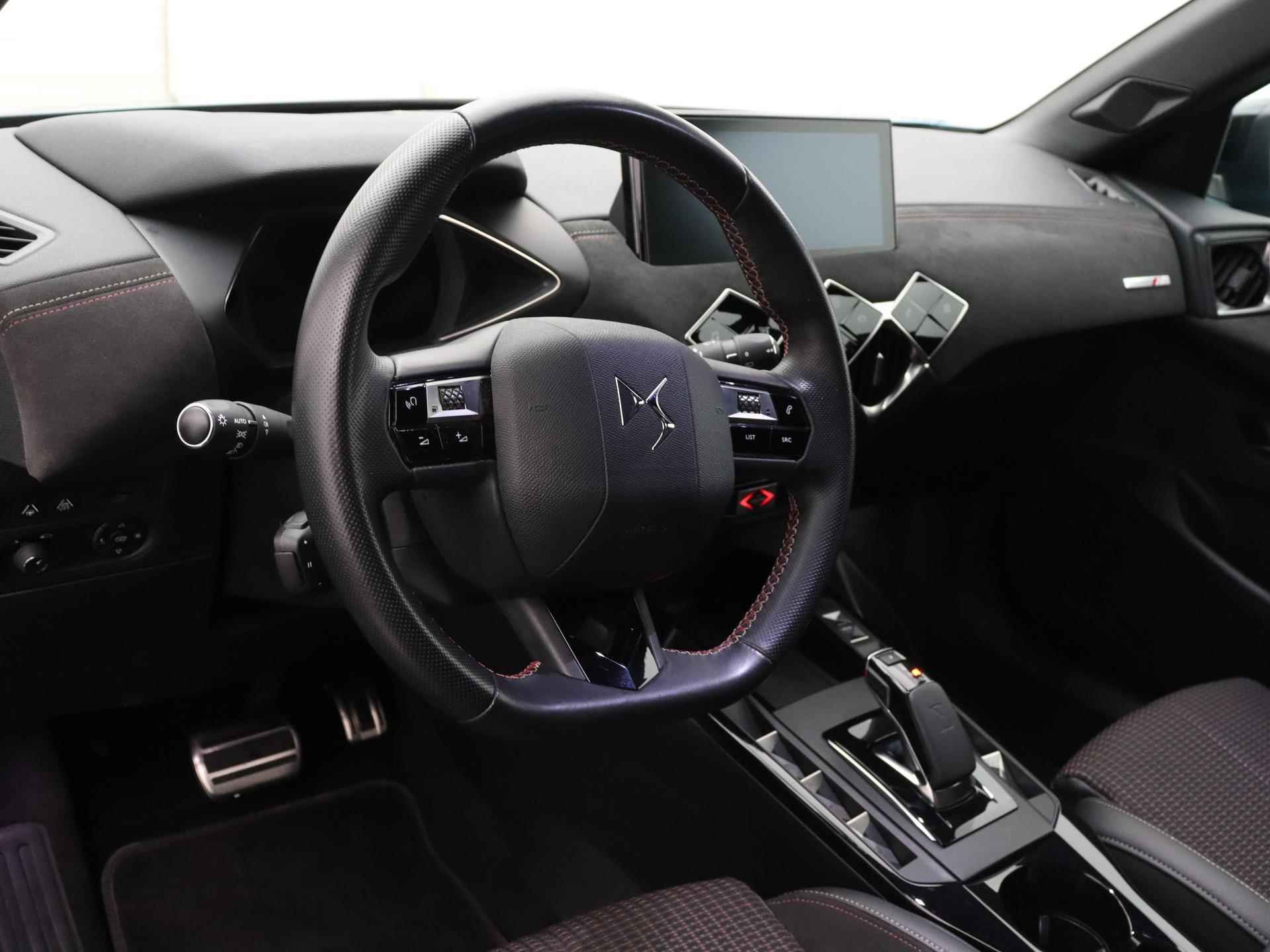 DS 3 Crossback EV 50 kWh E-Tense Performance Line+ 136pk Automaat | Navigatie | Camera | Head Up Display | Dodehoek Detectie | Adaptieve Cruise Control - 19/36