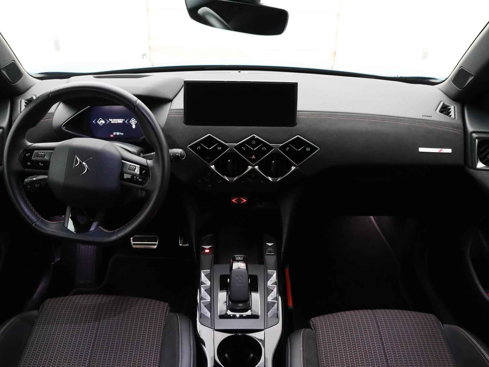 DS 3 Crossback EV 50 kWh E-Tense Performance Line+ 136pk Automaat | Navigatie | Camera | Head Up Display | Dodehoek Detectie | Adaptieve Cruise Control - 20/36