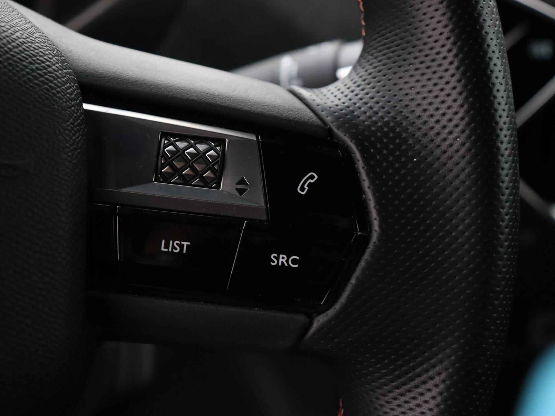 DS 3 Crossback EV 50 kWh E-Tense Performance Line+ 136pk Automaat | Navigatie | Camera | Head Up Display | Dodehoek Detectie | Adaptieve Cruise Control - 26/36