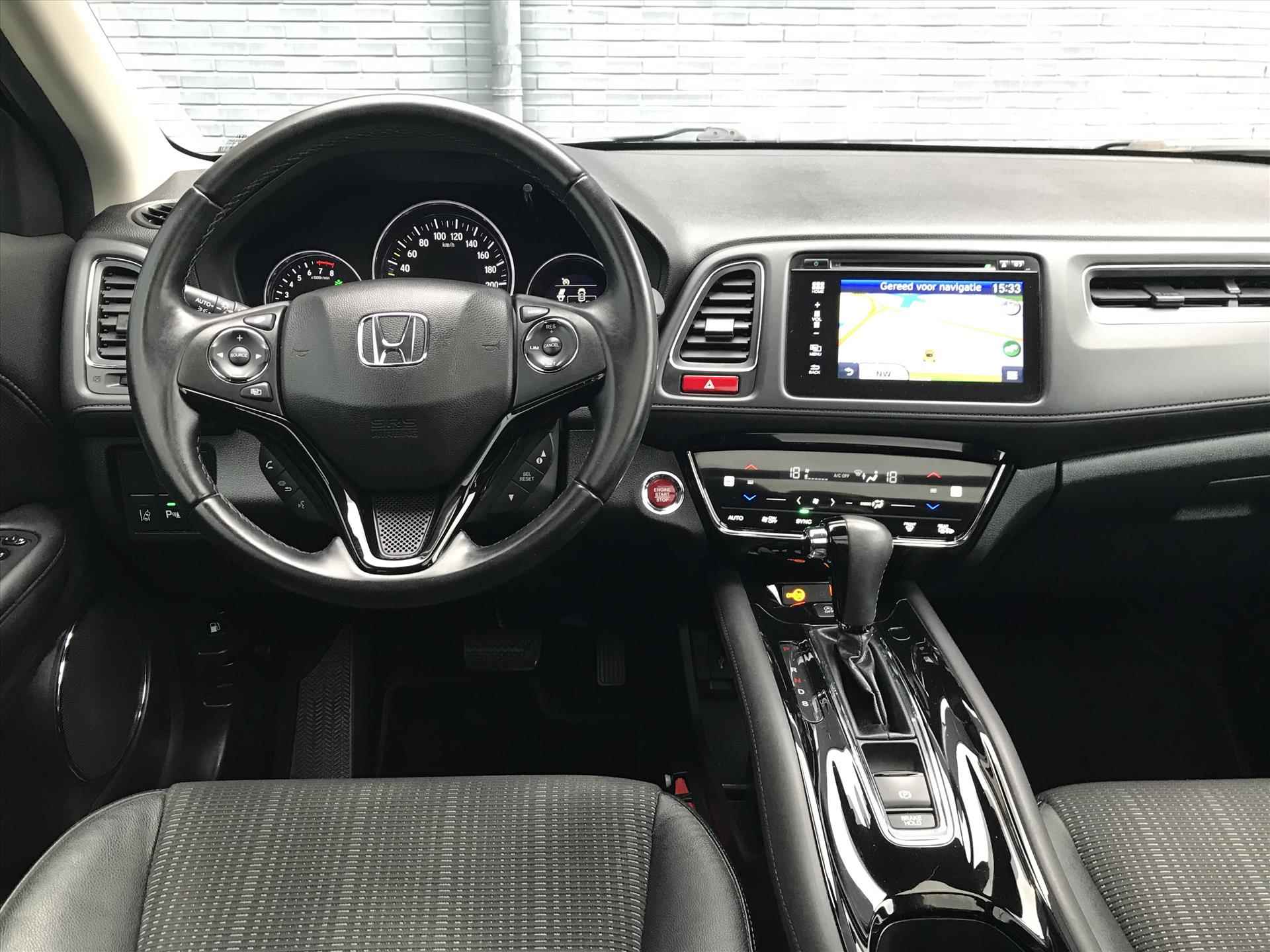 HONDA HR-V 1.5 i-VTEC 130pk Automaat Executive | Panoramisch kantel/schuifdak | Trekhaak | Navigatie | Parkeercamera | Keyless Entry | LED Verlichting | - 5/32