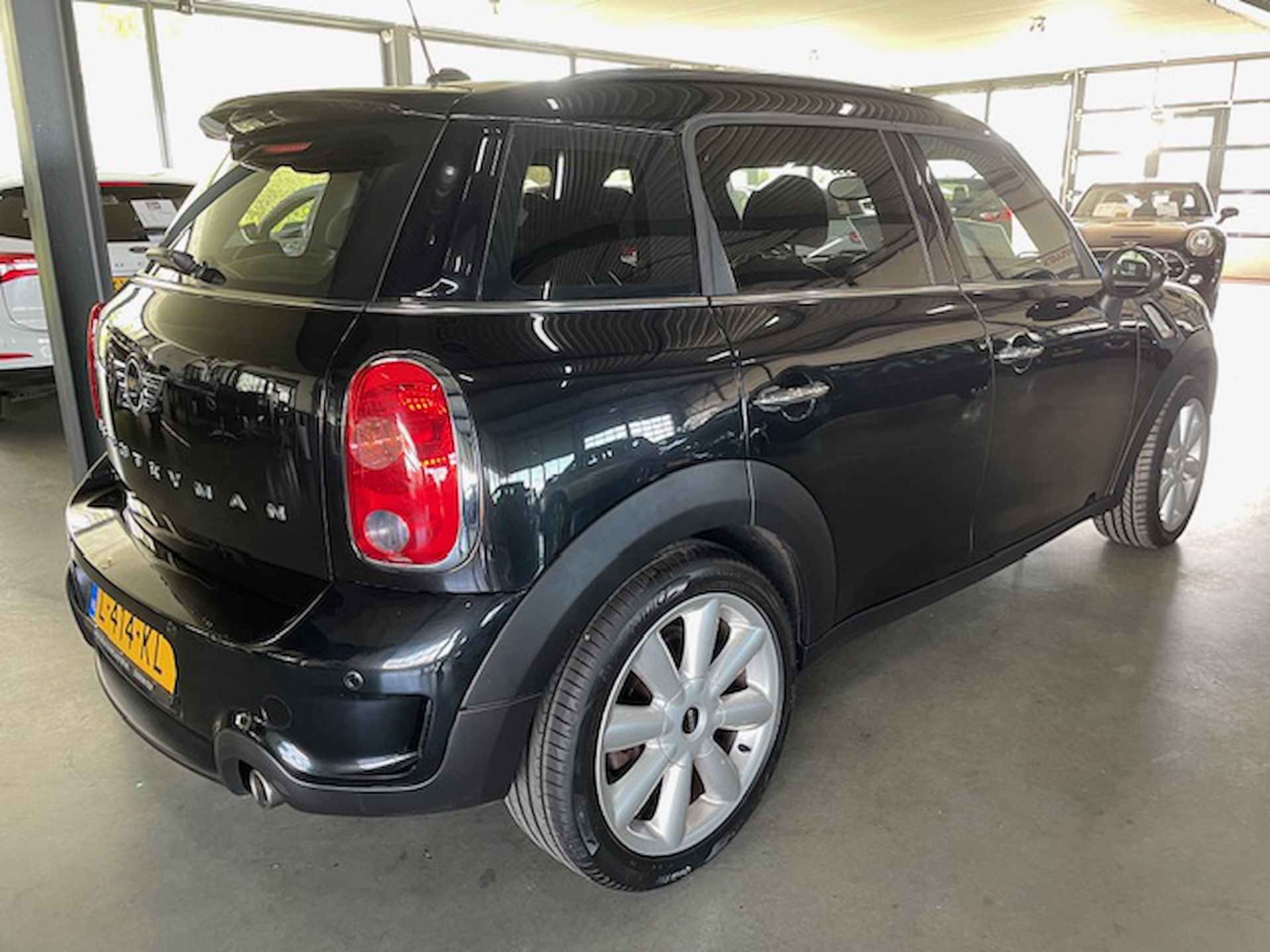 Mini Countryman 1.6 184pk Aut. Cooper S1.6 COOPER S AUT Navi\panodak/leer/sport - 9/32