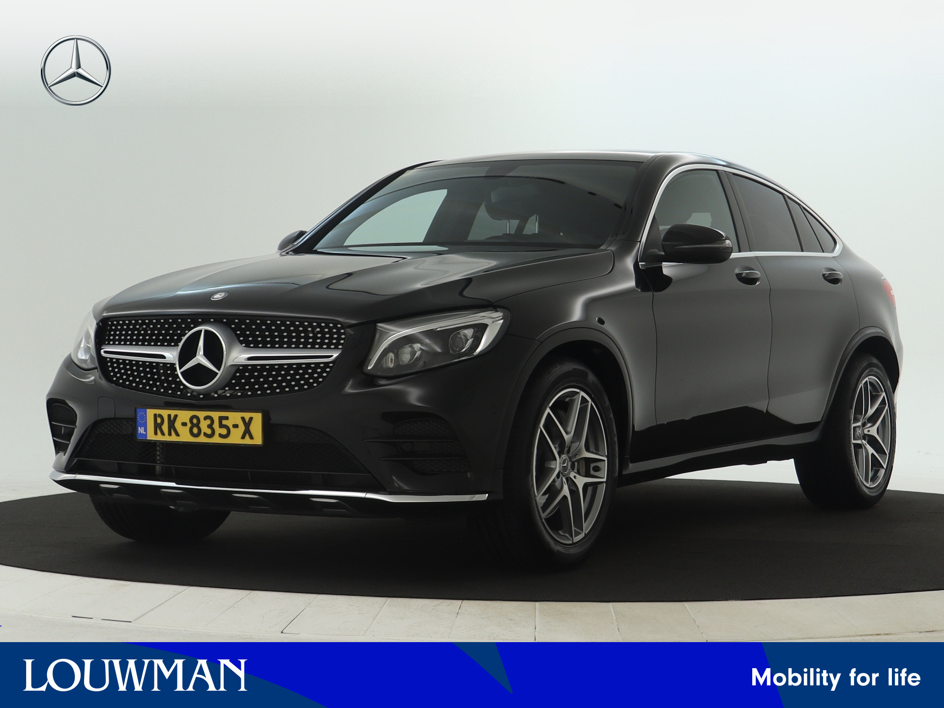 Mercedes-Benz GLC Coupé 250 4-MATIC AMG Sportpakket | Alarm | Dode Hoek Ass | Parkeerpakket met Camera | Sfeerverlichting | Led Verlichting |