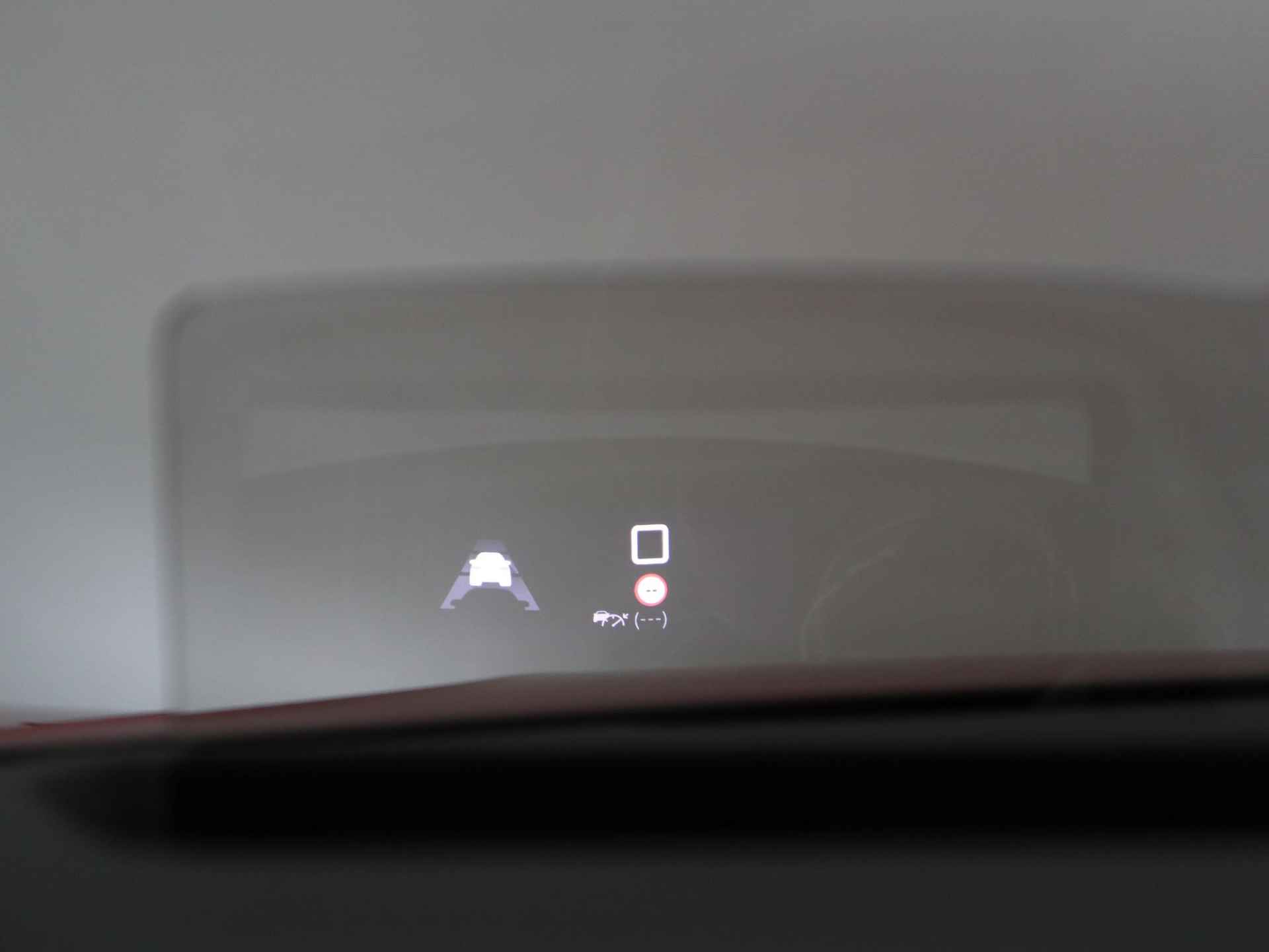 Citroen Ë-C4 Shine 50 kWh CLIMA - NAVI - P'CAMERA! - 14/34