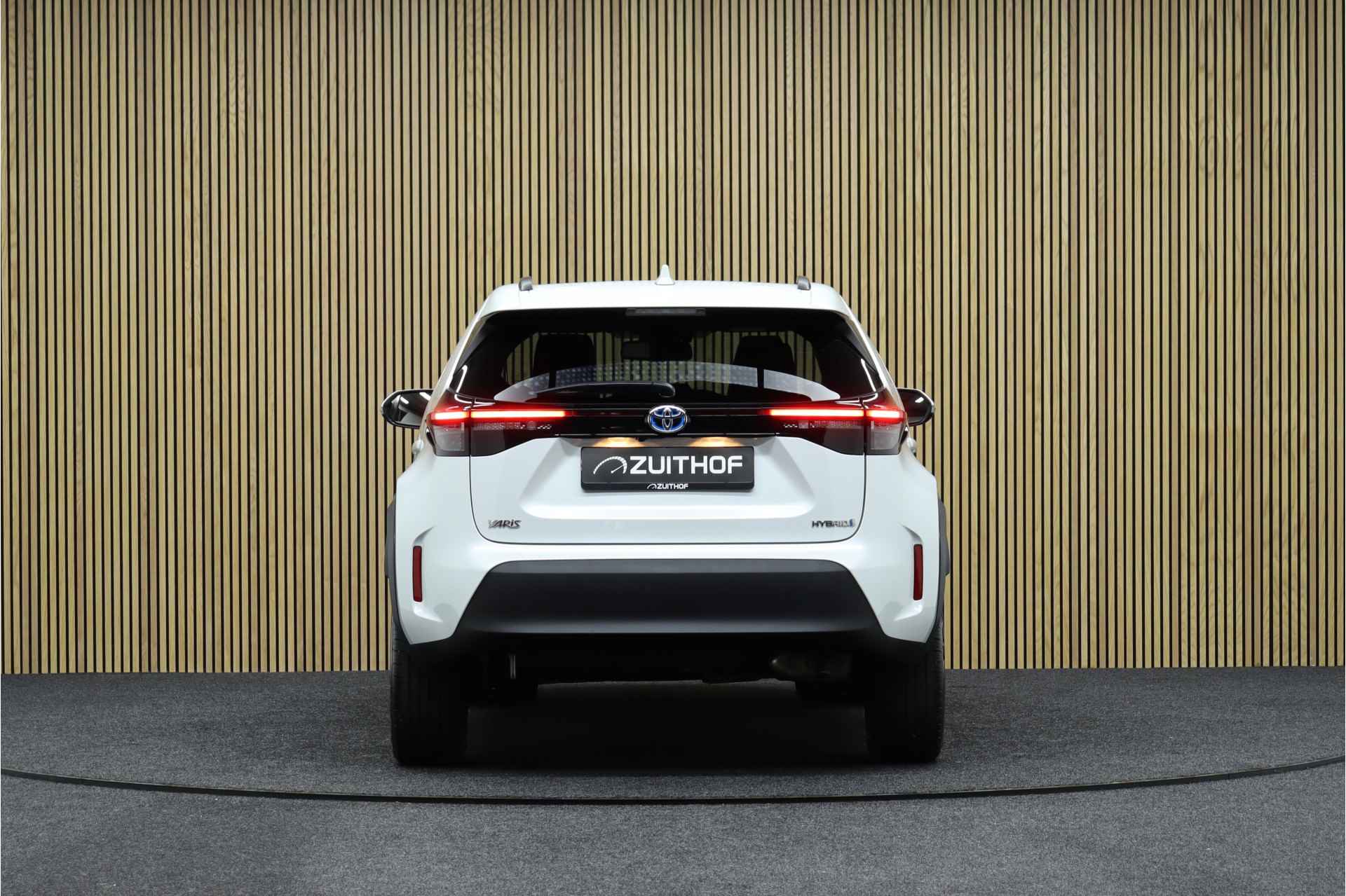 Toyota Yaris Cross 1.5 Hybrid Style | Winterpakket | Panoramadak | Navigatie | Elec. achterklep | Head-up display - 4/32