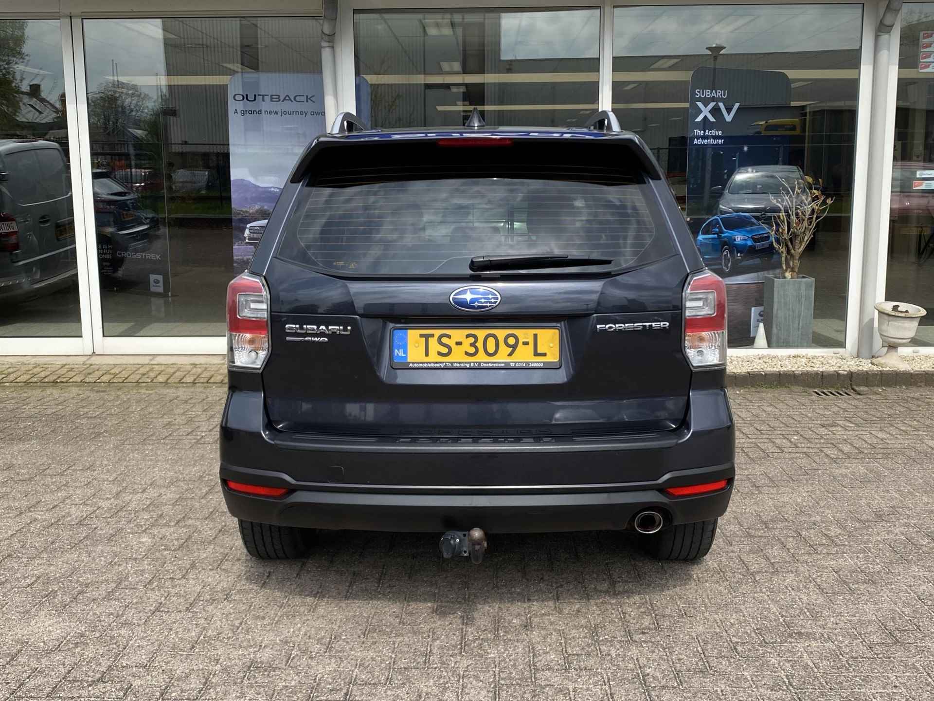 Subaru Forester 2.0 Luxury | Stoelverwarming voor | Adaptieve Cruise control | Achteruitrijcamera | Schuif/kantel dak | Trekhaak | - 9/44